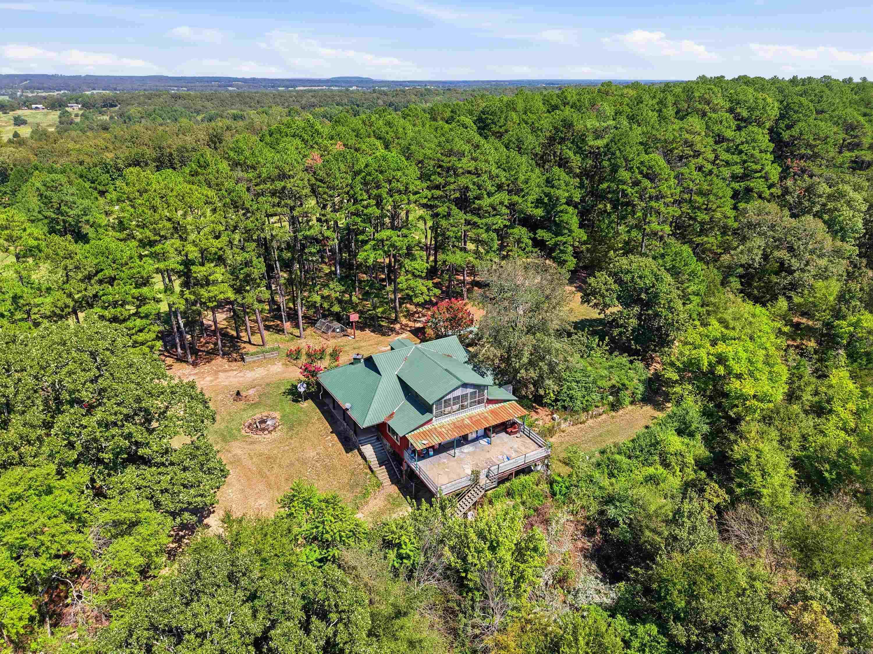 81 Laramie  Greenbrier, AR