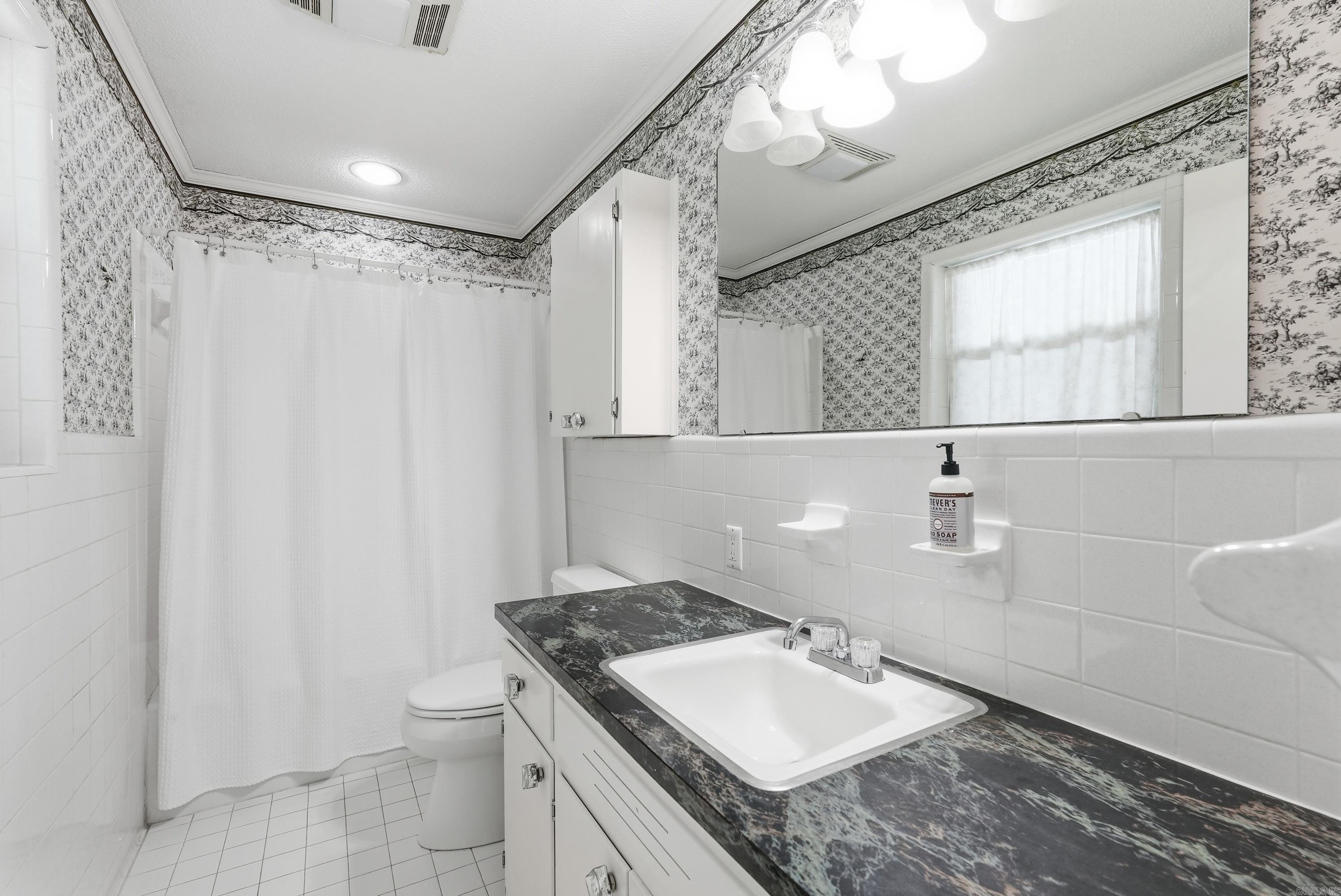 1826 Caldwell Street Conway, AR 72034