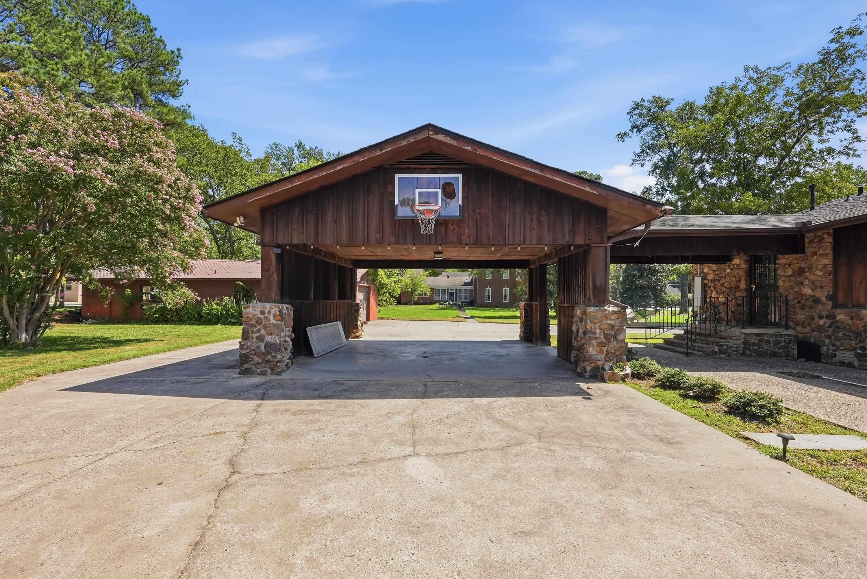 1826 Caldwell Street Conway, AR 72034