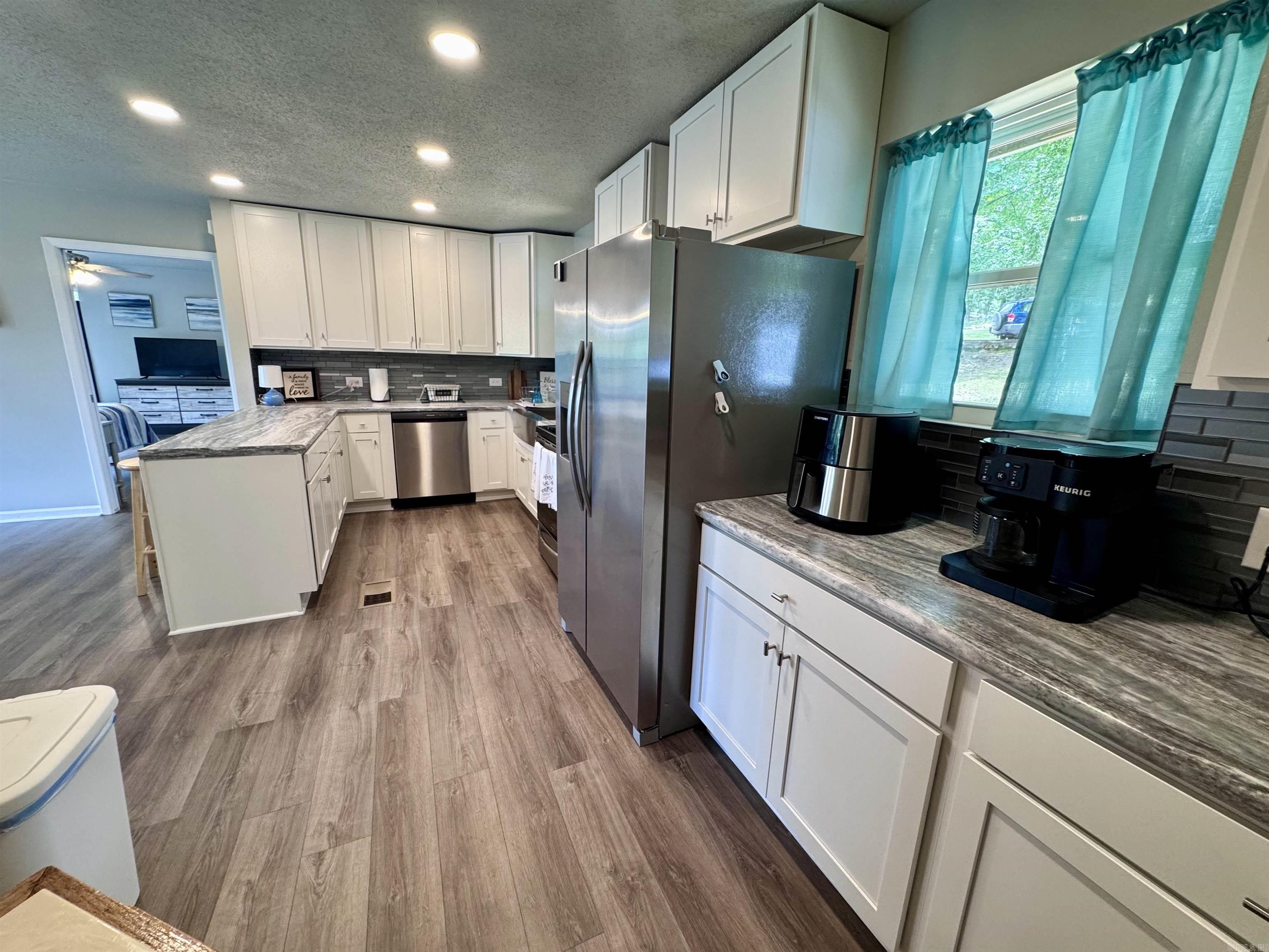 244 Lake Forest Estate Rd Tumbling Shoals, AR 72581
