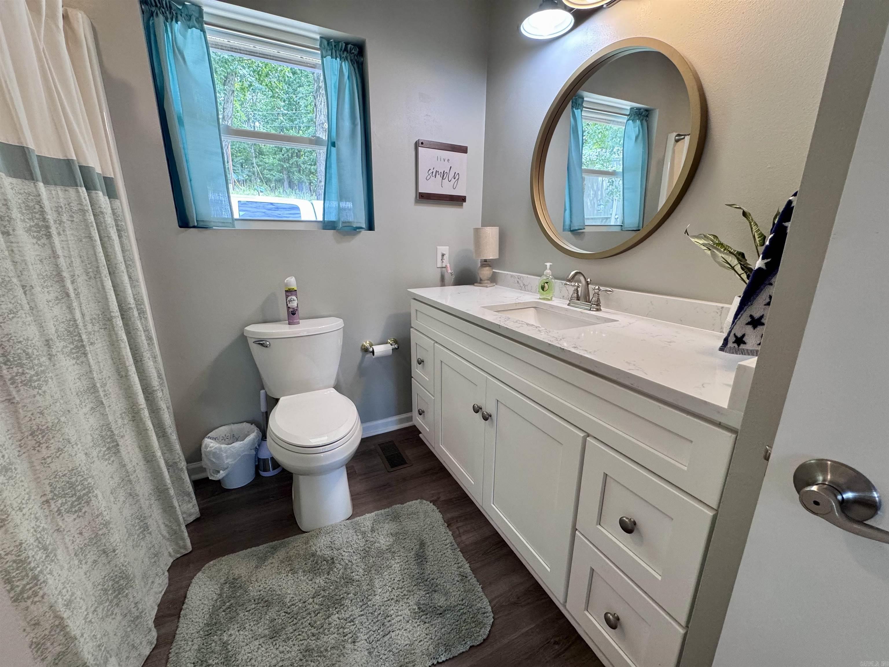 244 Lake Forest Estate Rd Tumbling Shoals, AR 72581