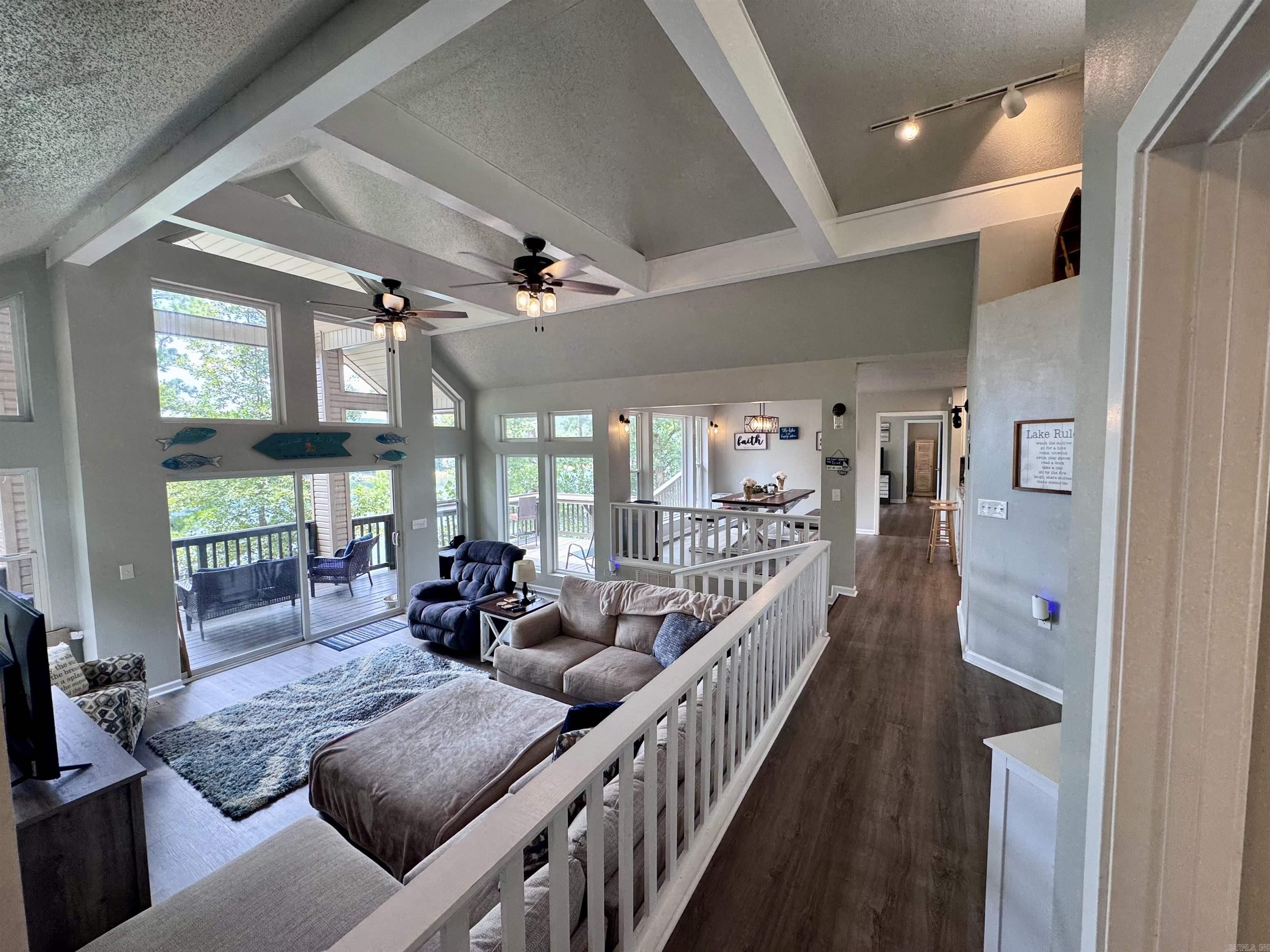 244 Lake Forest Estate Rd Tumbling Shoals, AR 72581