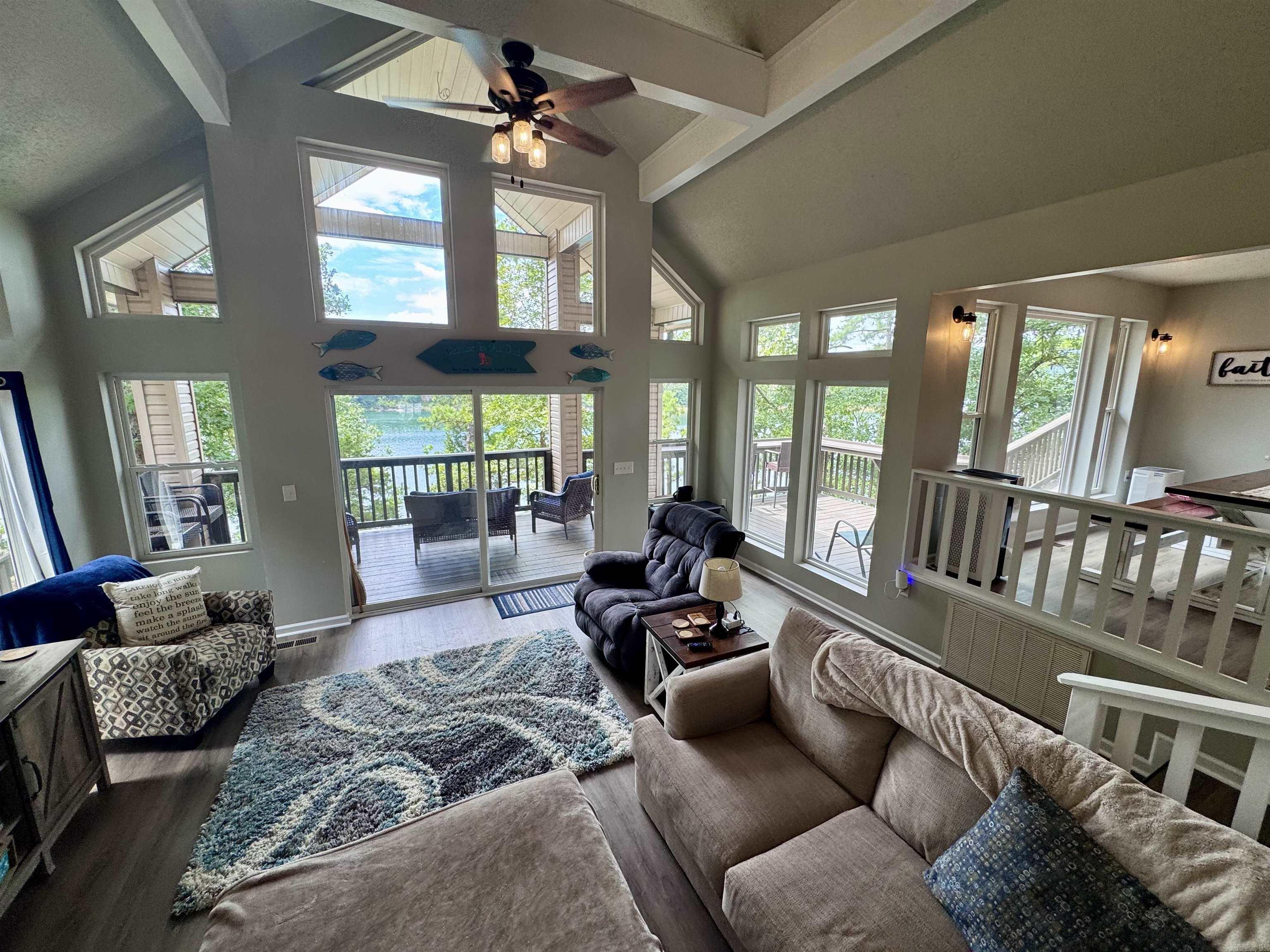 244 Lake Forest Estate Rd Tumbling Shoals, AR 72581