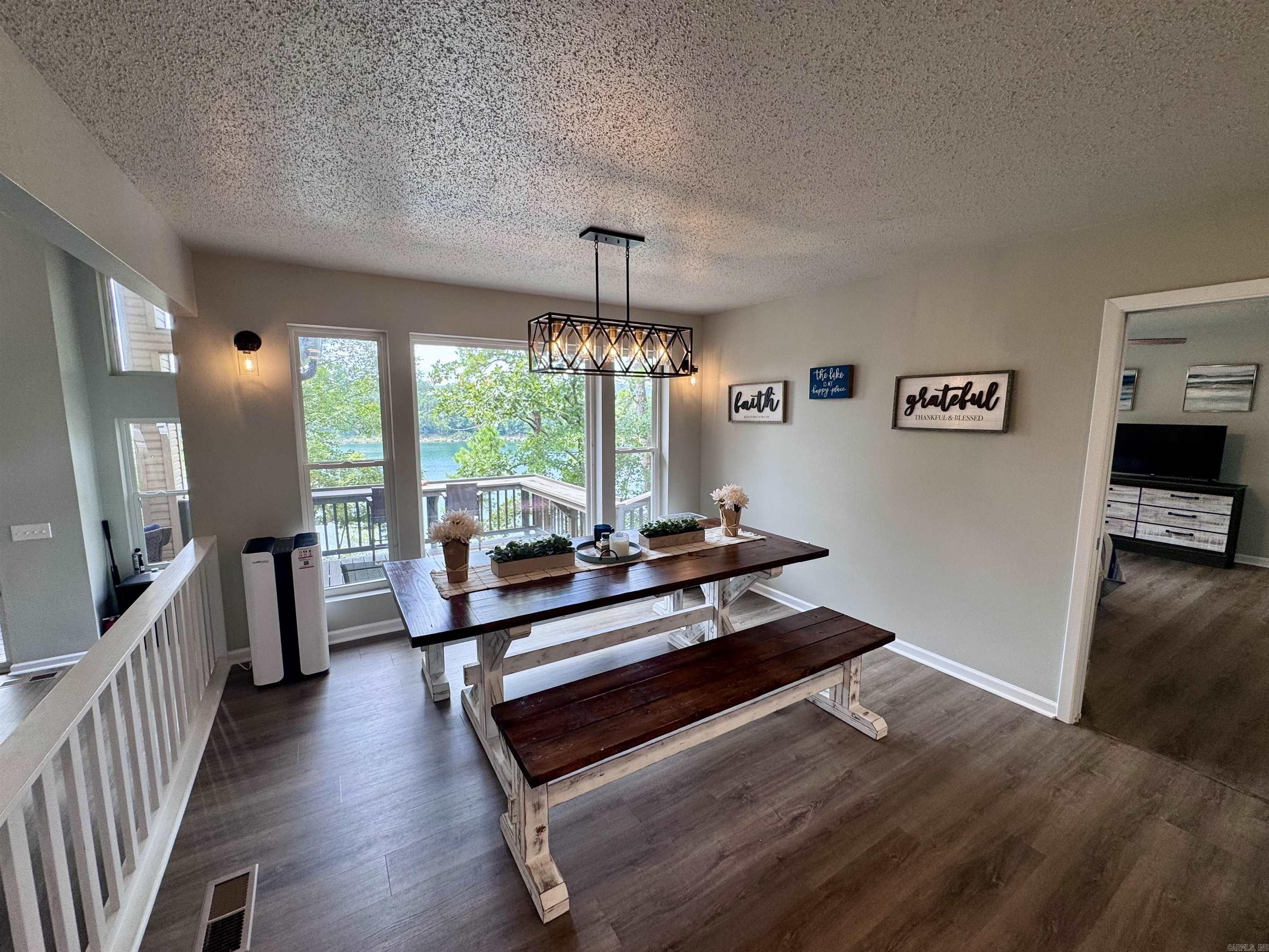 244 Lake Forest Estate Rd Tumbling Shoals, AR 72581
