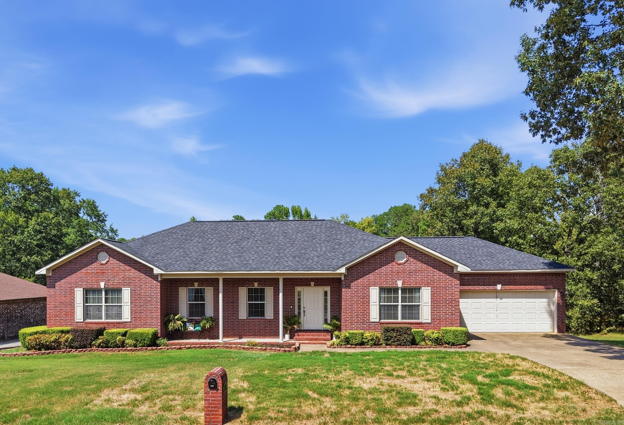 1710 Royal Oaks Dr Drive — exterior