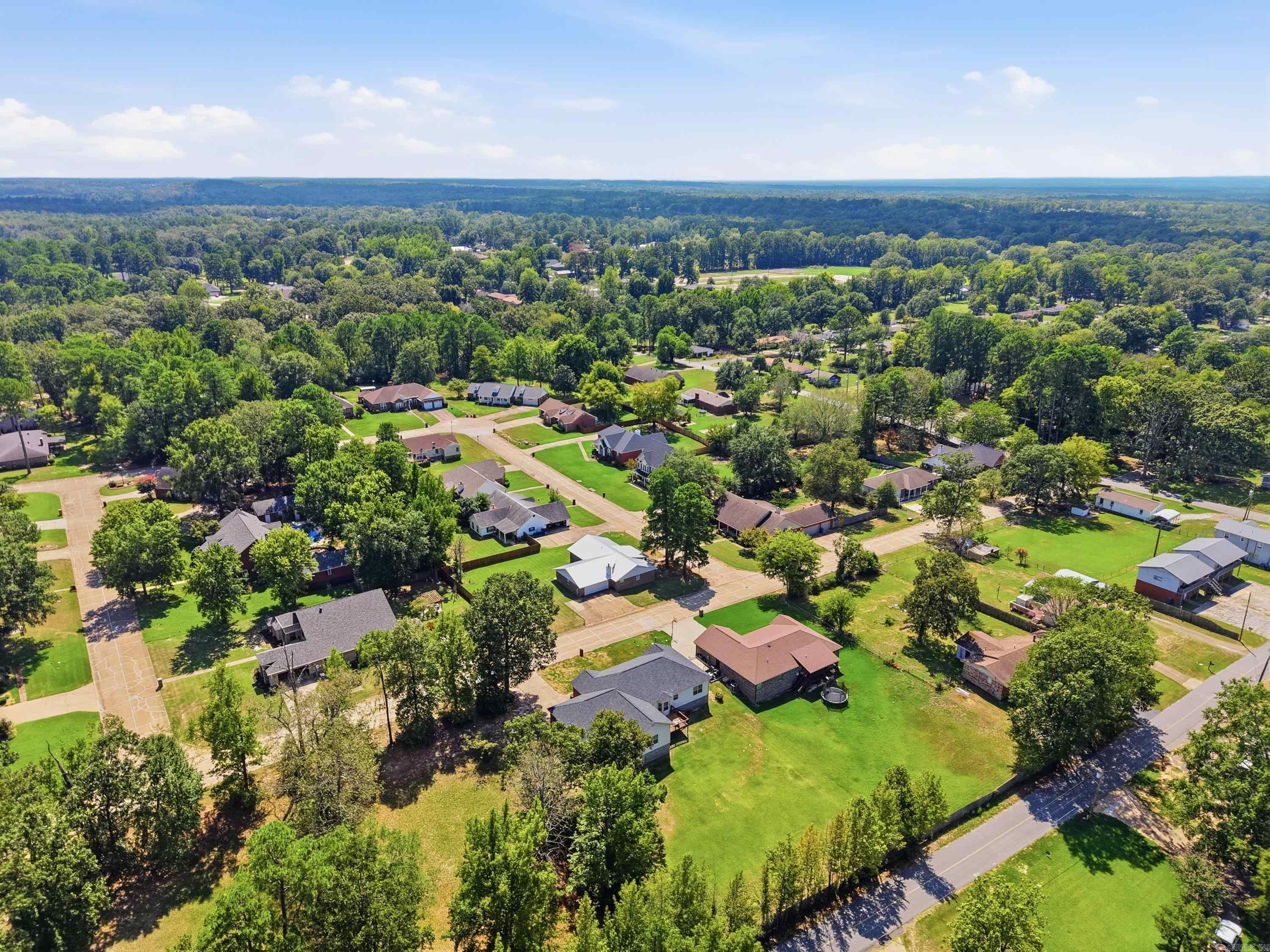 1710 Royal Oaks Dr  Malvern, AR