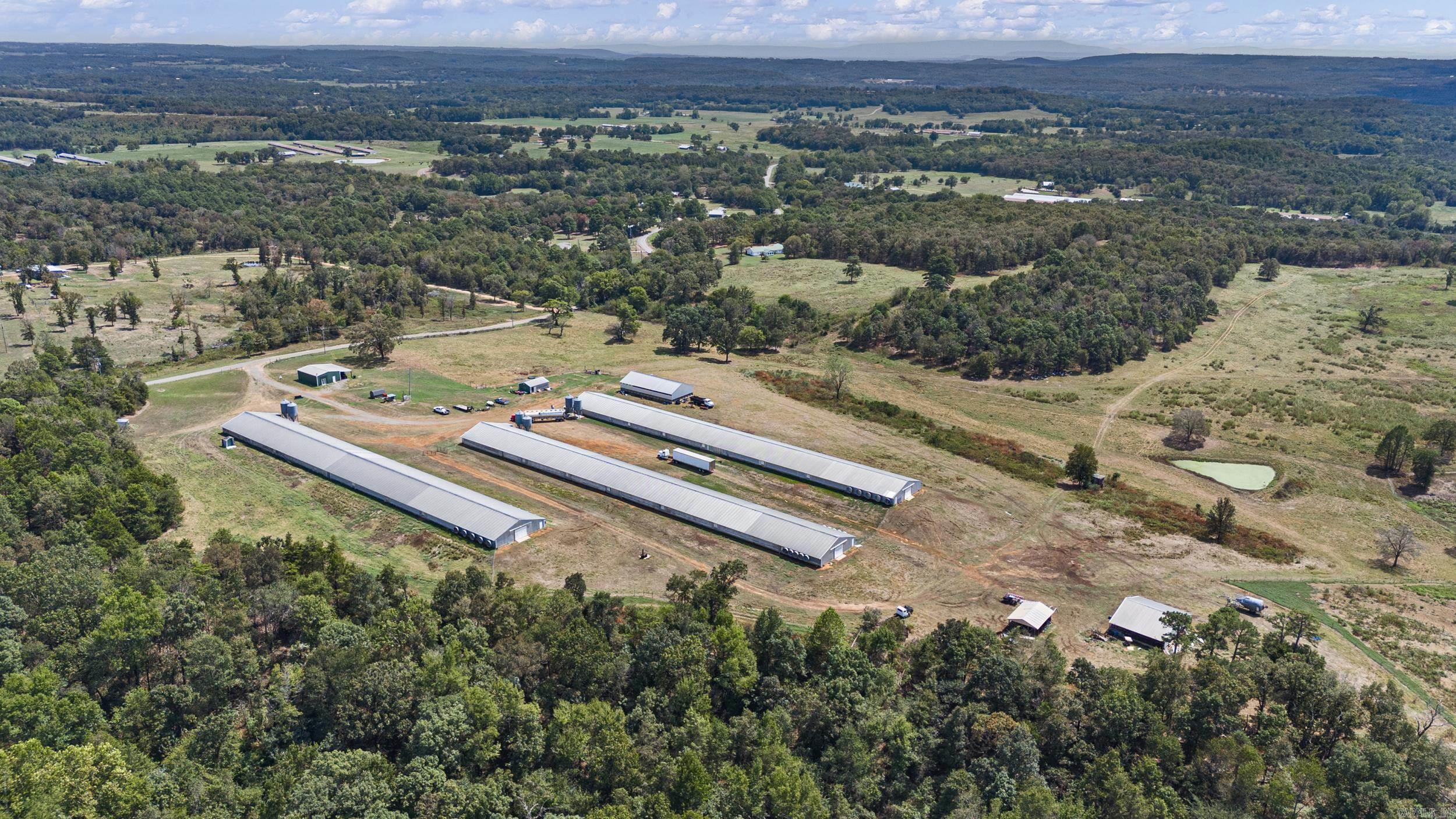 13589 Middle Ridge Road Ozark, AR 72949