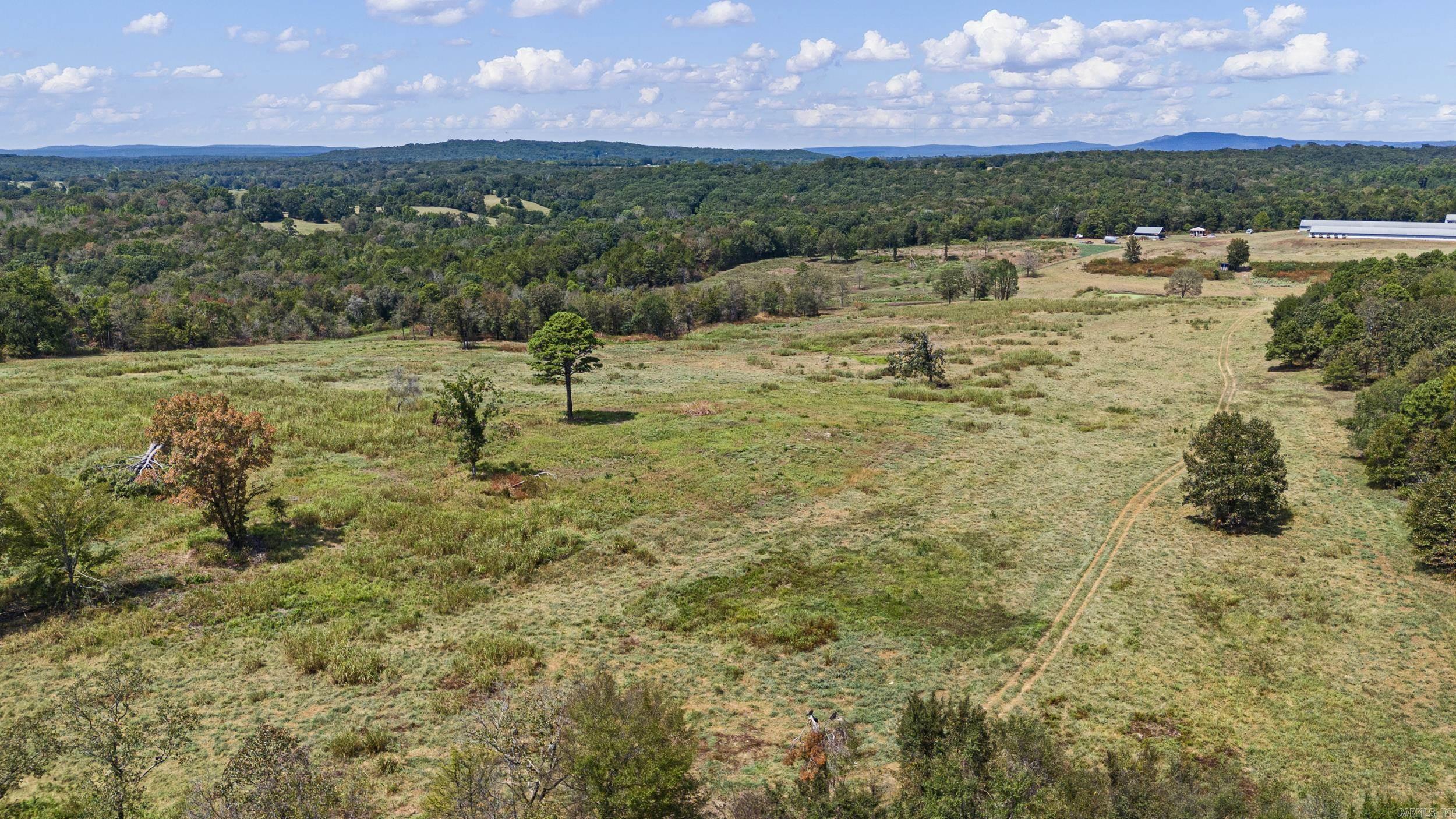 13589 Middle Ridge Road Ozark, AR 72949