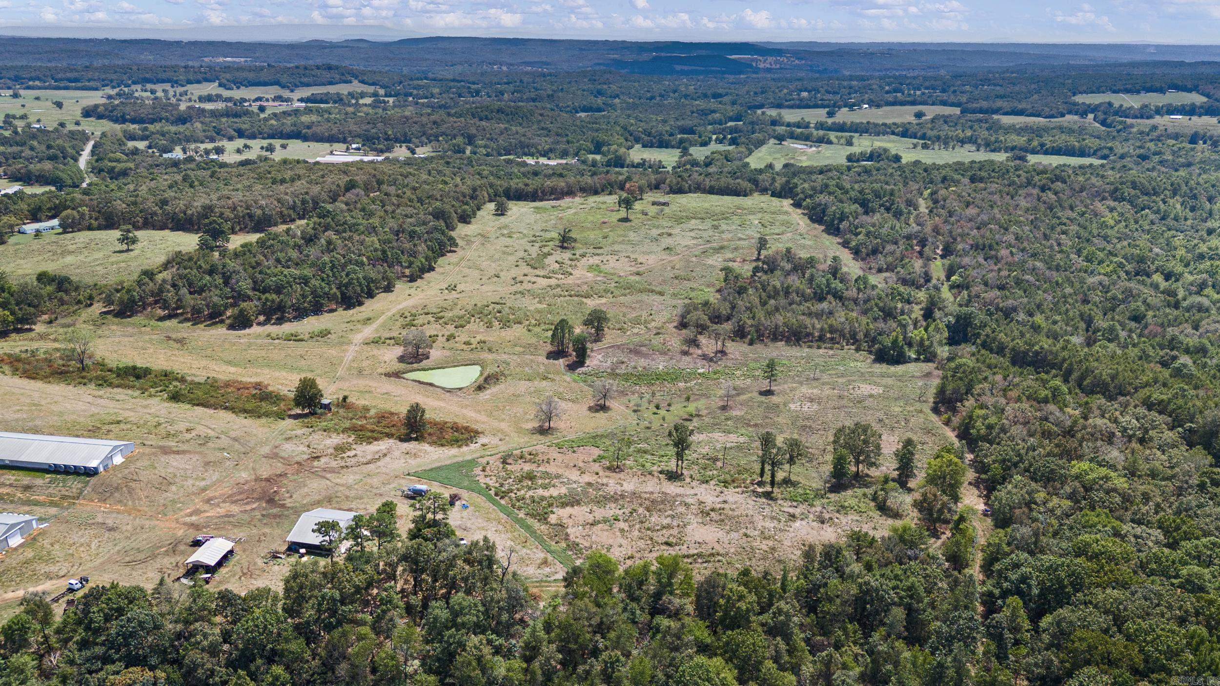 13589 Middle Ridge Road Ozark, AR 72949