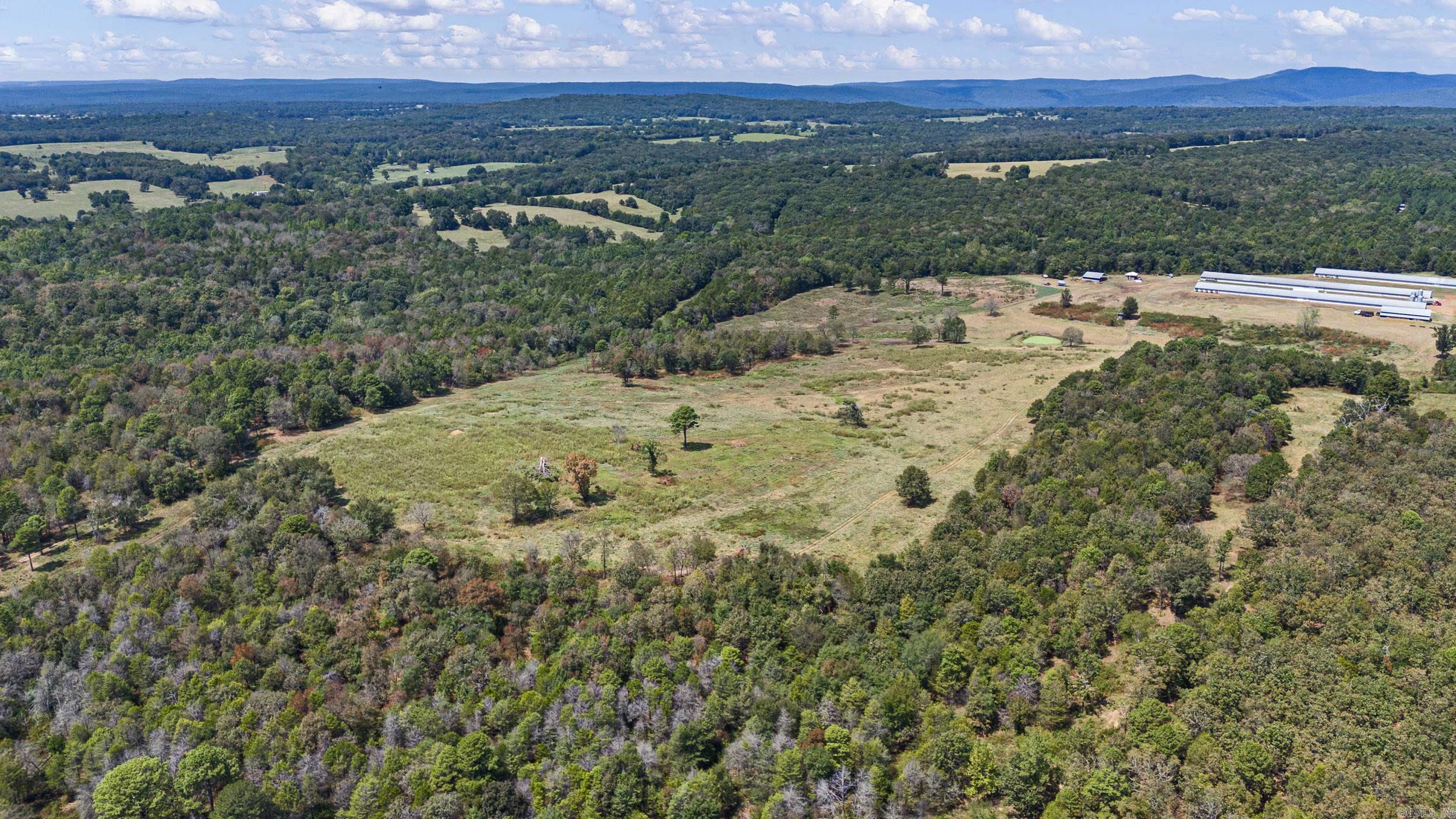 13589 Middle Ridge Road Ozark, AR 72949