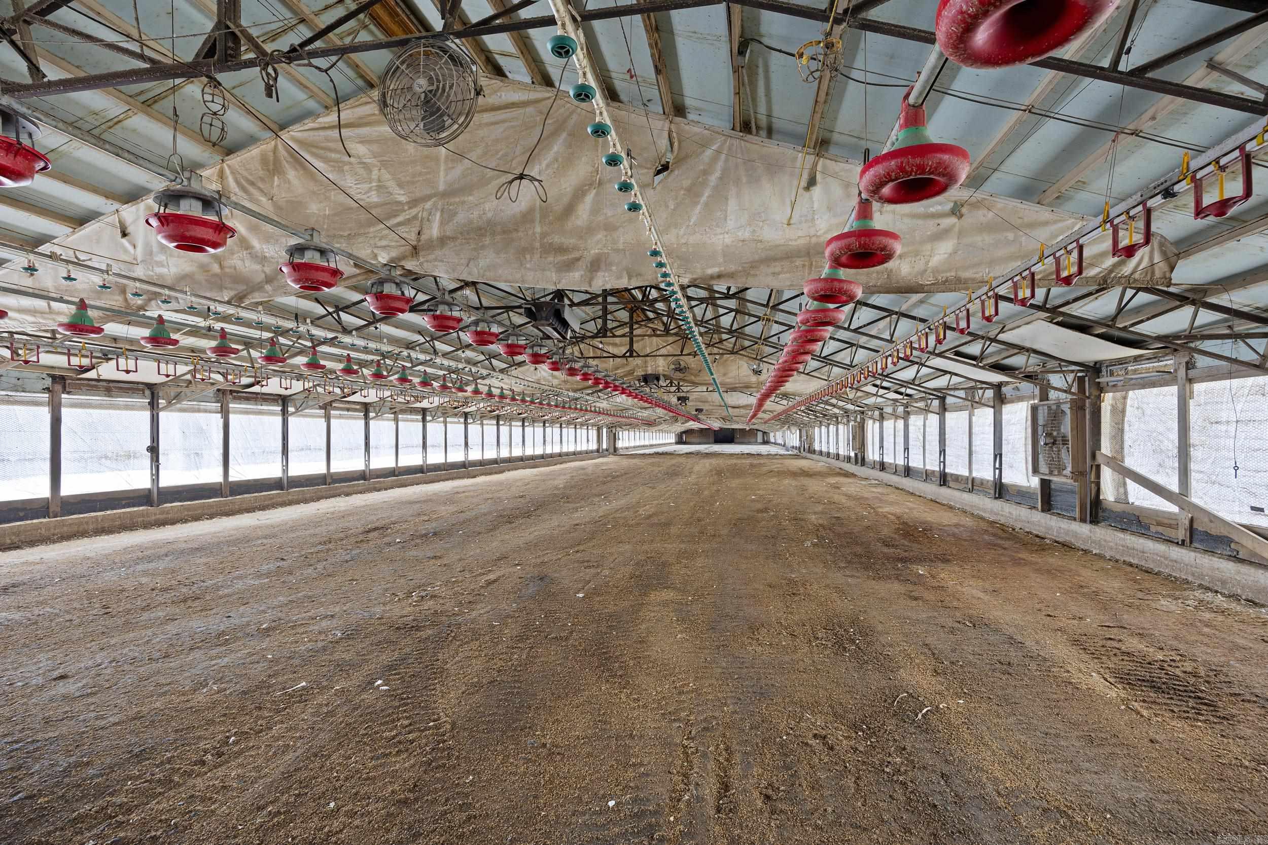 13589 Middle Ridge Road Ozark, AR 72949