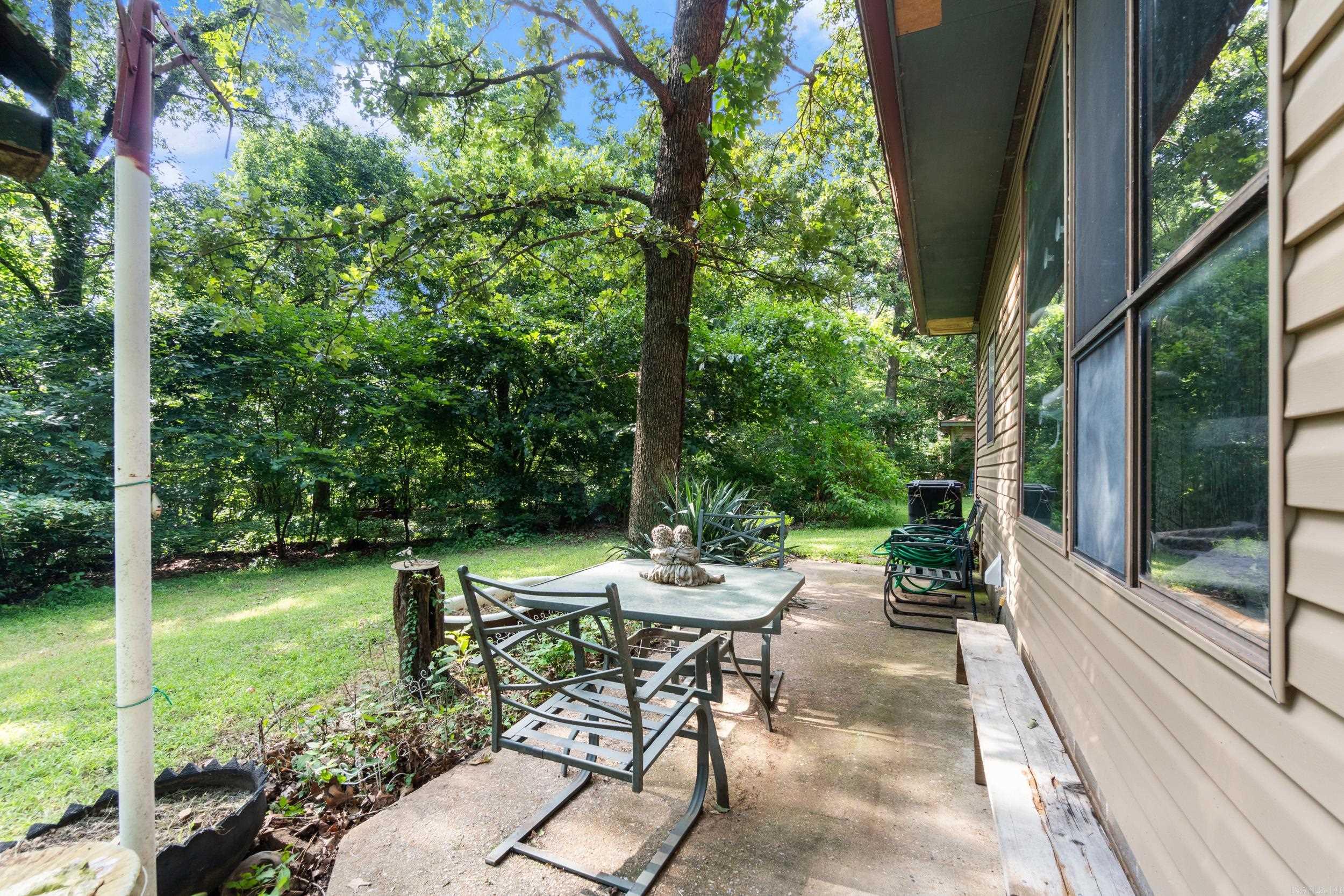 12007 Swepco Lake Road Gentry, AR 72734