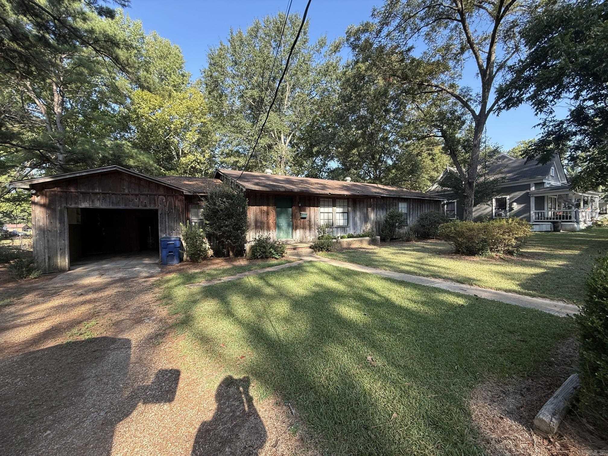 907 N Cherry St  Hamburg, AR