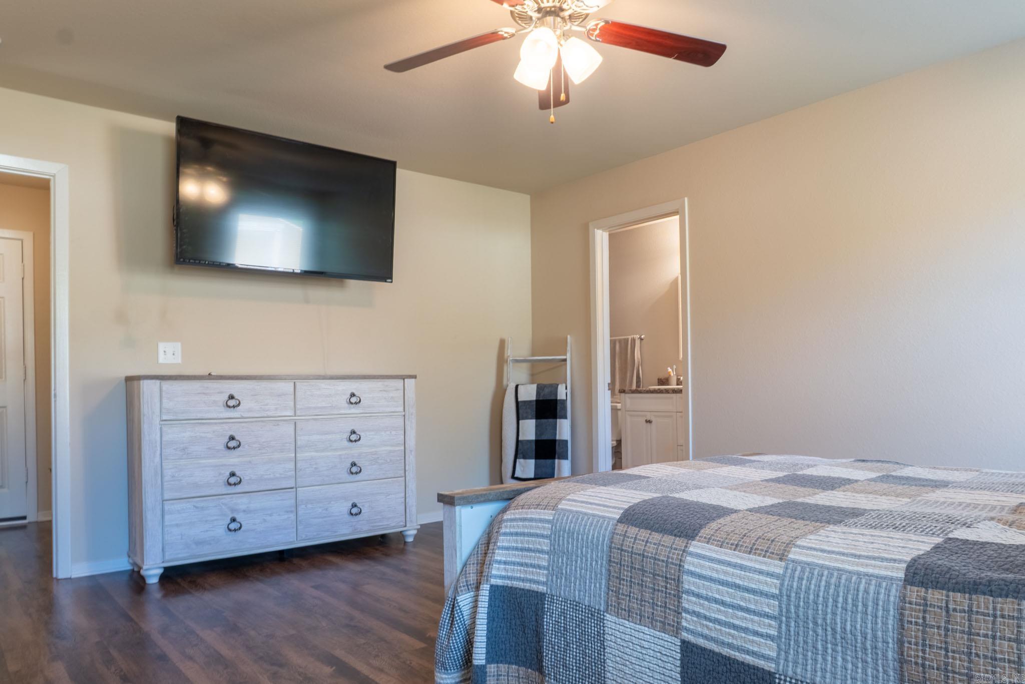 2400 Vivan Drive  Benton, AR