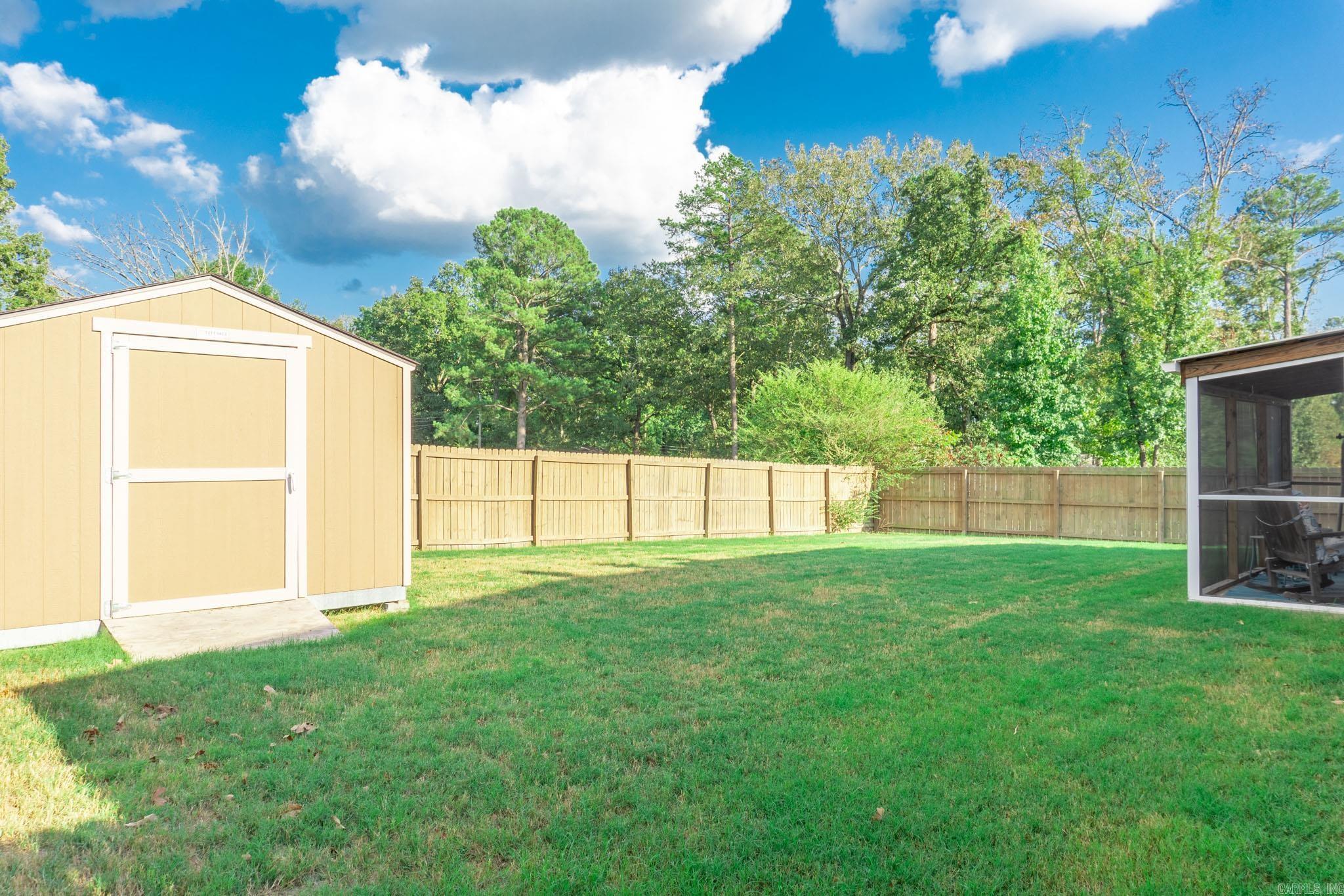 2400 Vivan Drive  Benton, AR