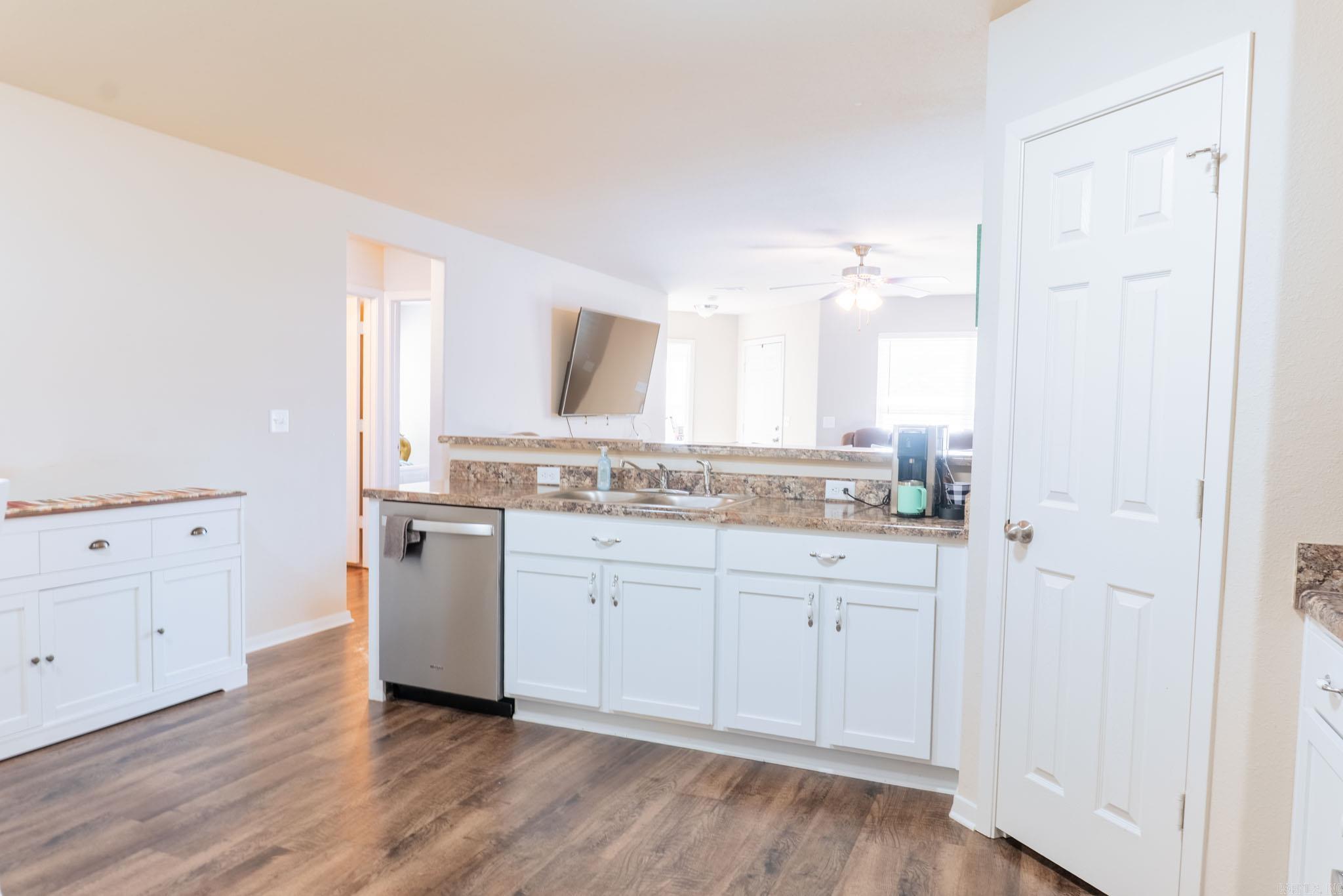2400 Vivan Drive  Benton, AR
