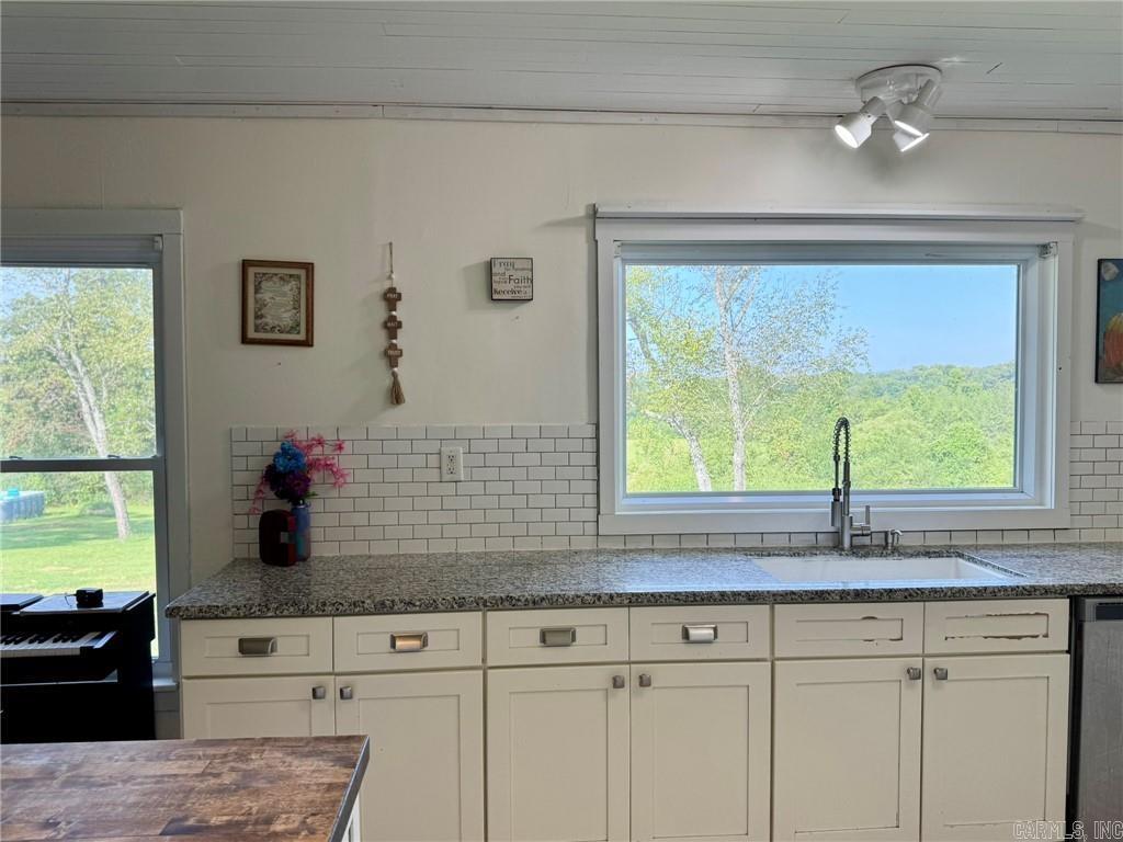 9400 SR 27  Hector, AR