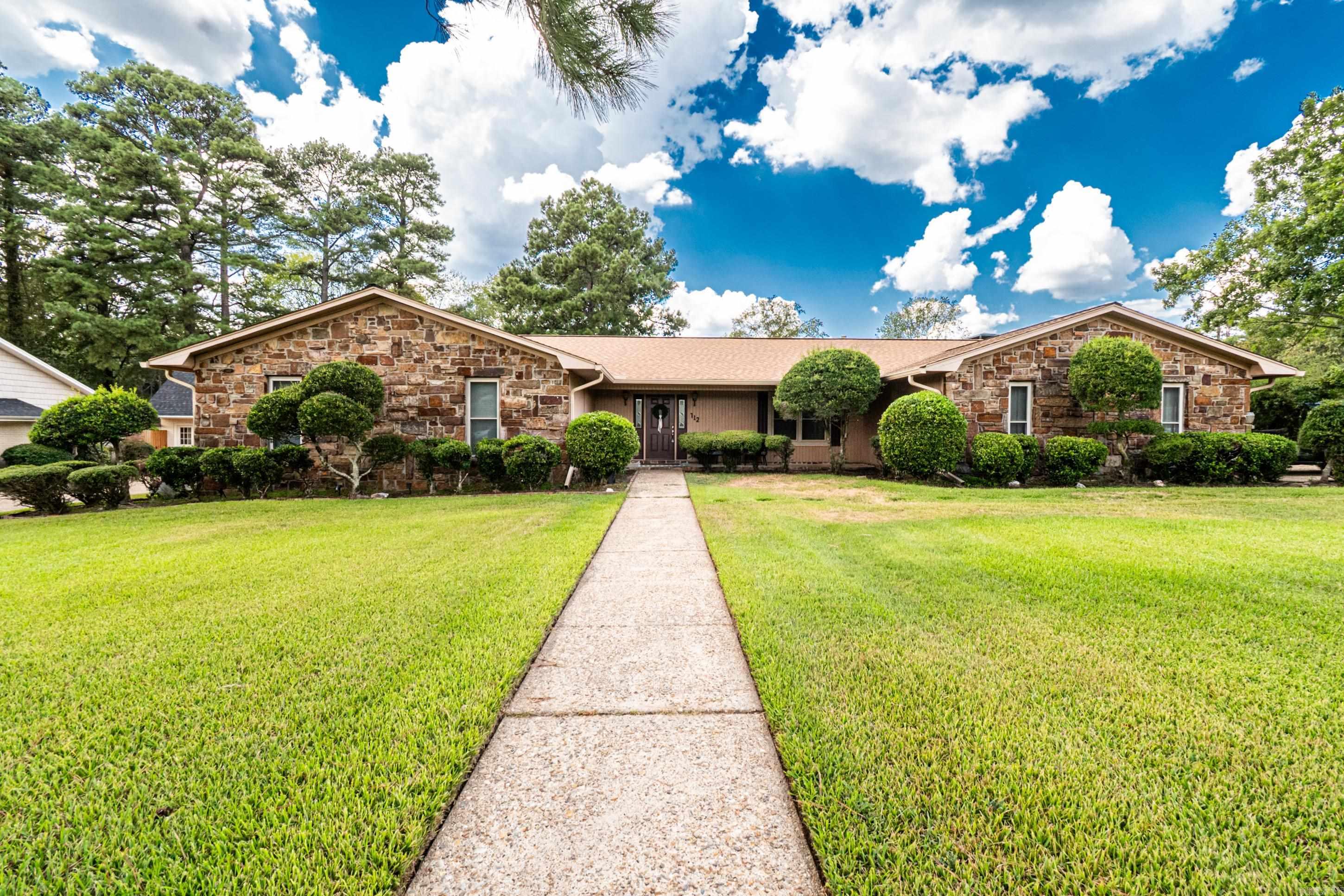 712  Woodview Dr  El Dorado, AR
