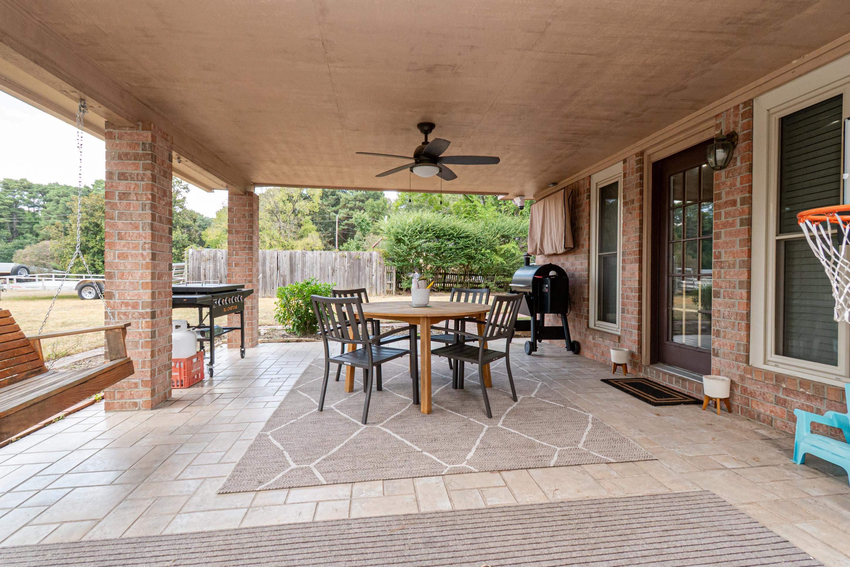 712 Woodview Dr  El Dorado, AR