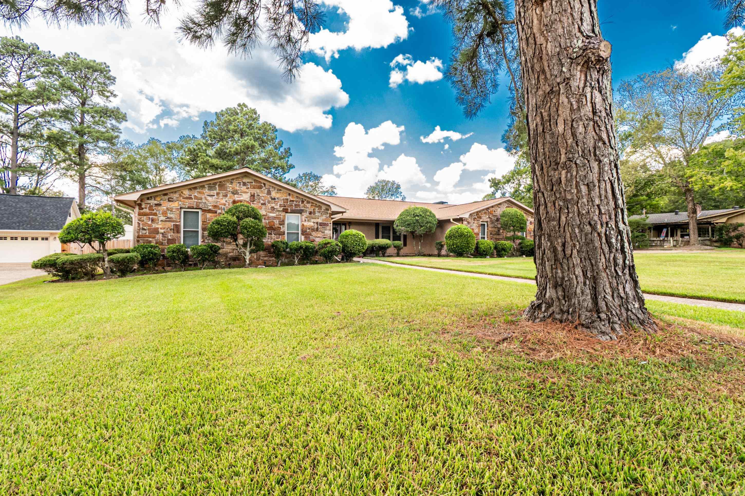 712 Woodview Dr  El Dorado, AR