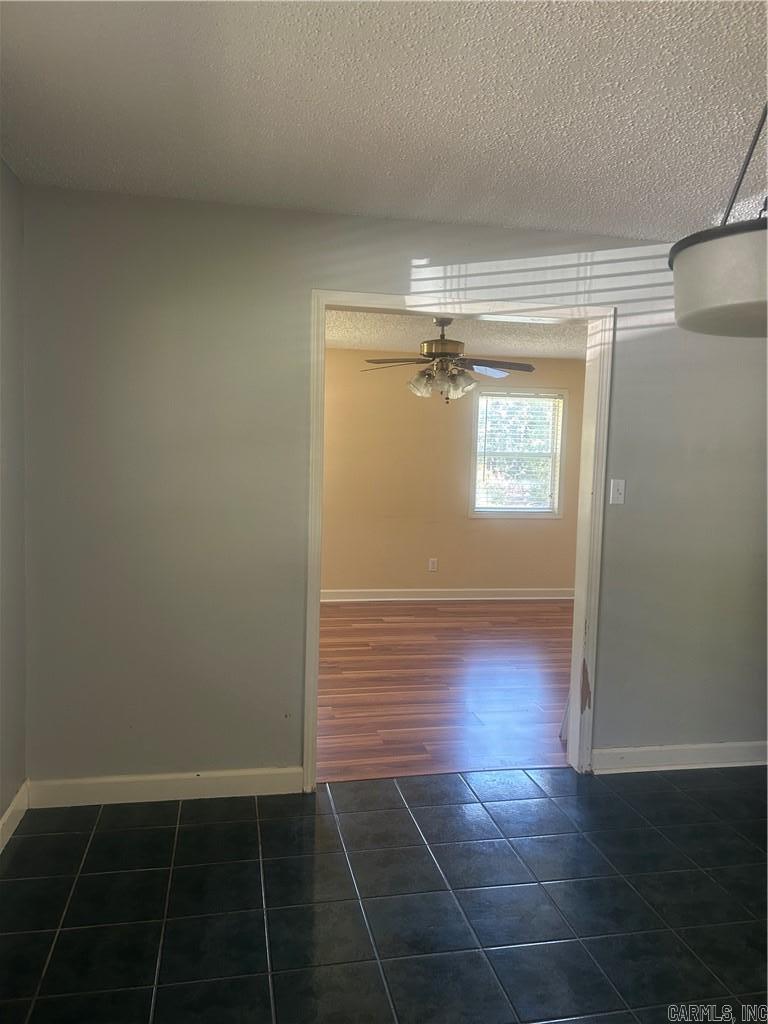 2808 N Greenwich Ave  Russellville, AR