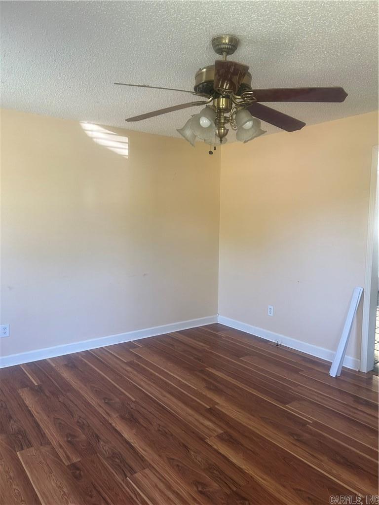 2808 N Greenwich Ave  Russellville, AR