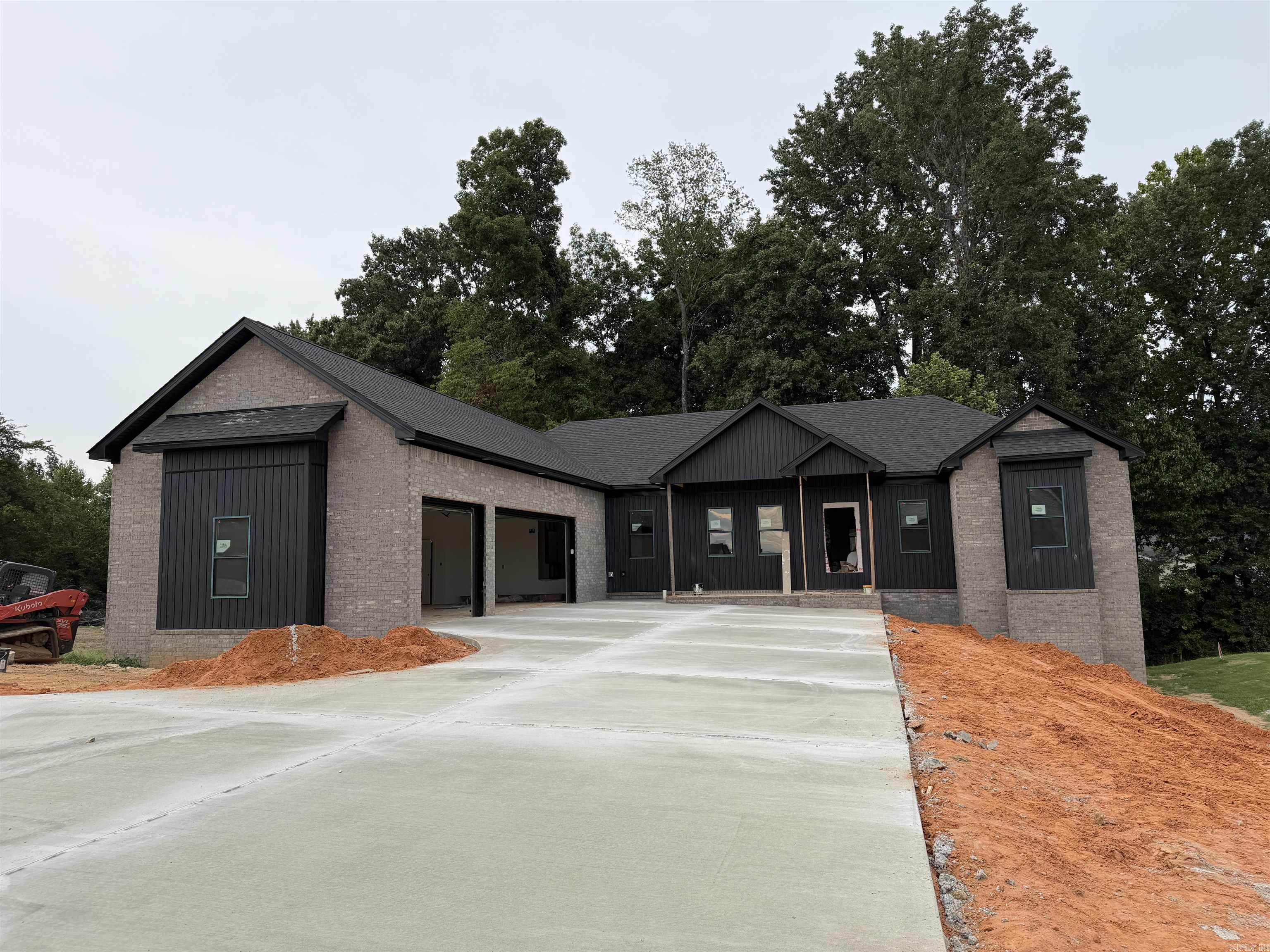 1507 S 28 1/2  Paragould, AR