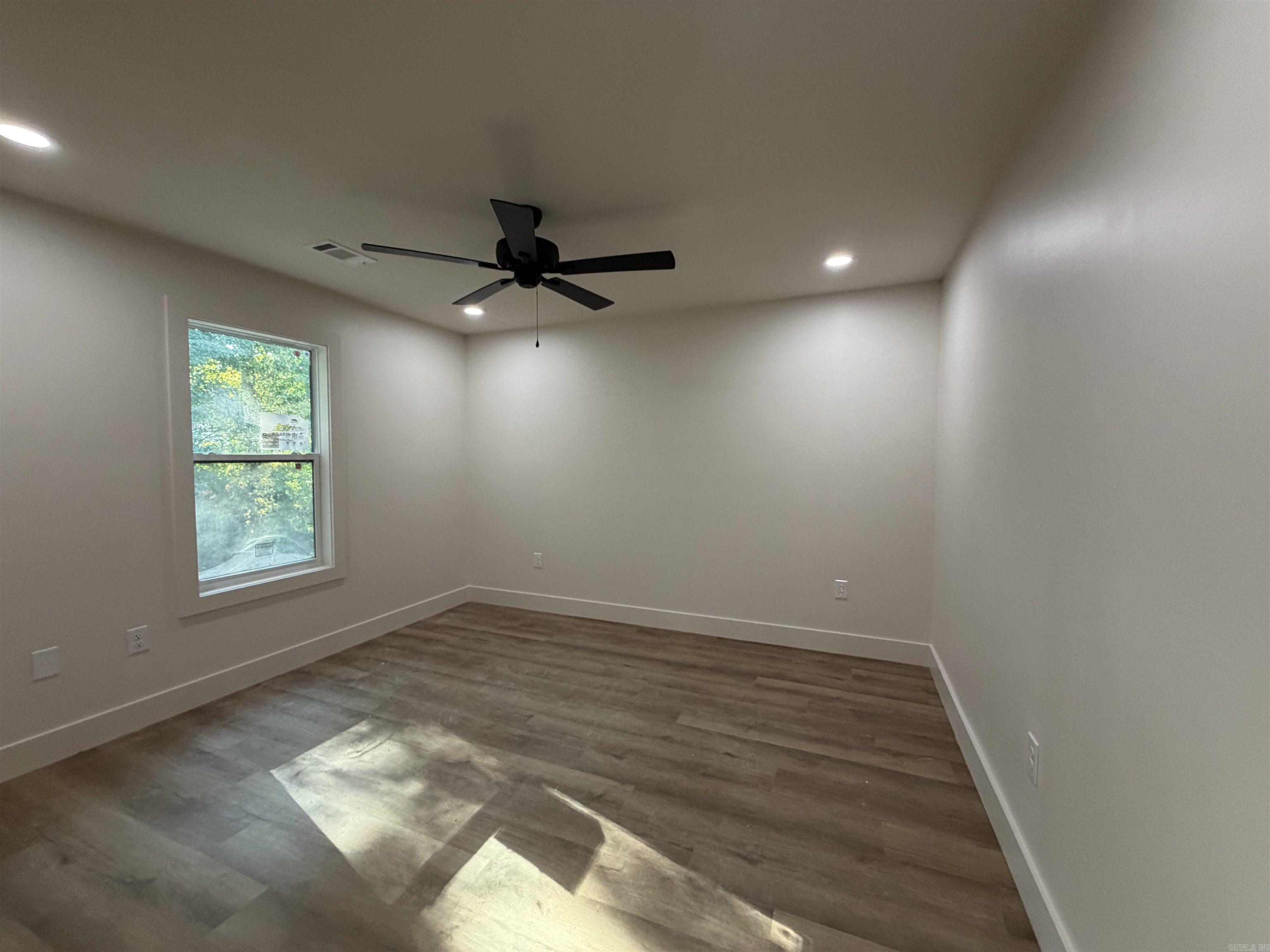1507 S 28 1/2  Paragould, AR
