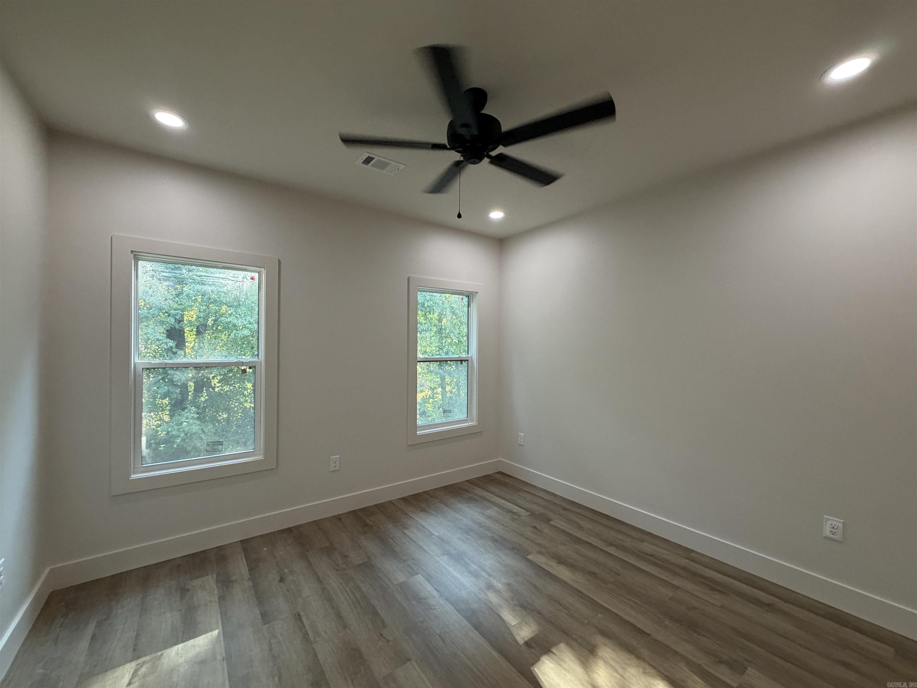1507 S 28 1/2  Paragould, AR