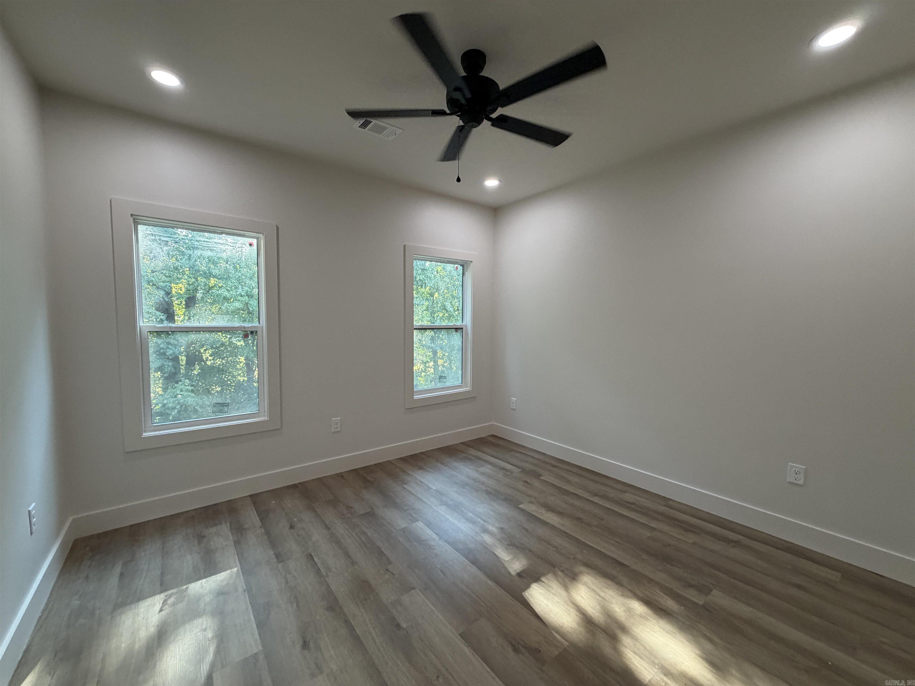 1507 S 28 1/2  Paragould, AR