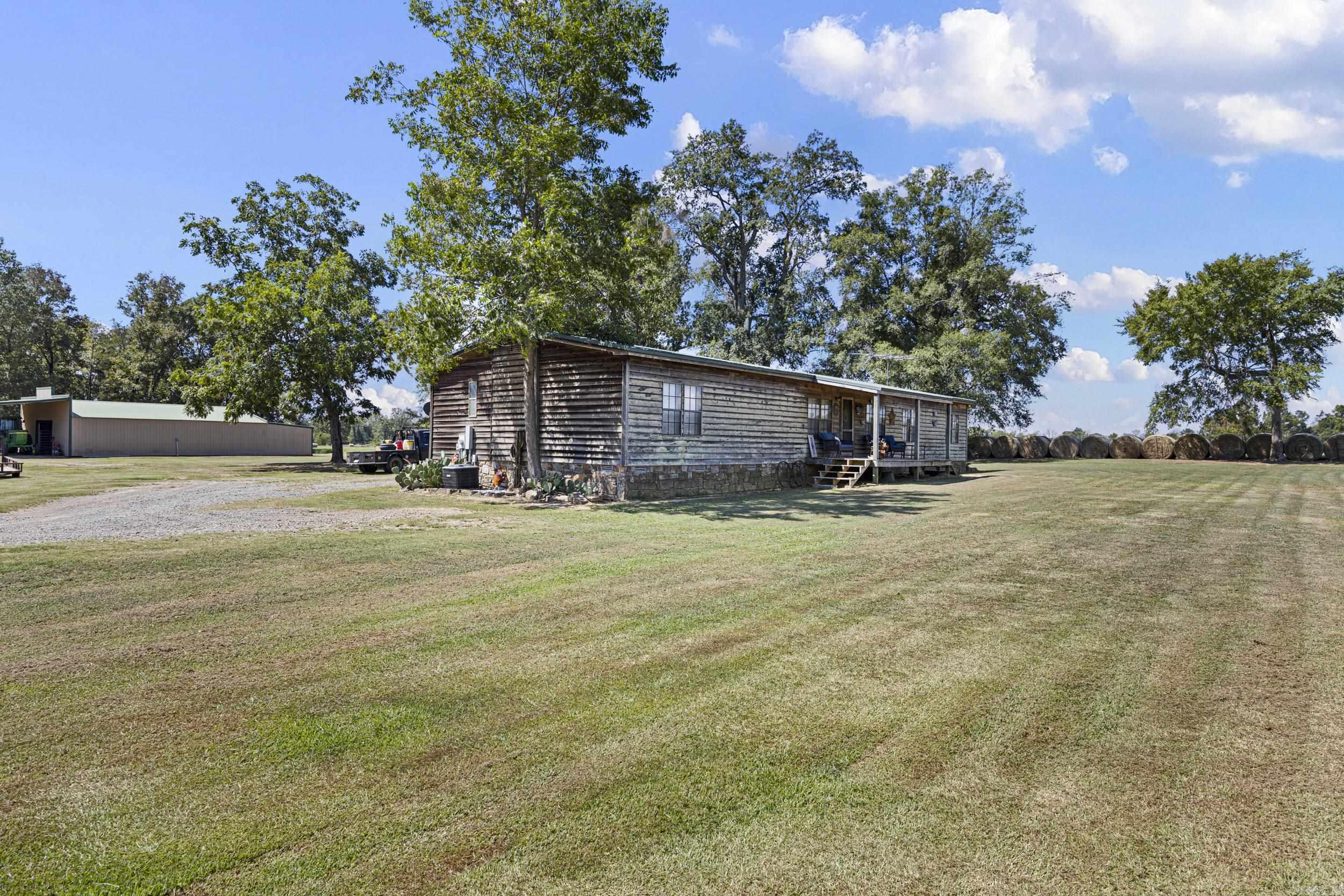 8 Givens Lane Morrilton, AR 72110
