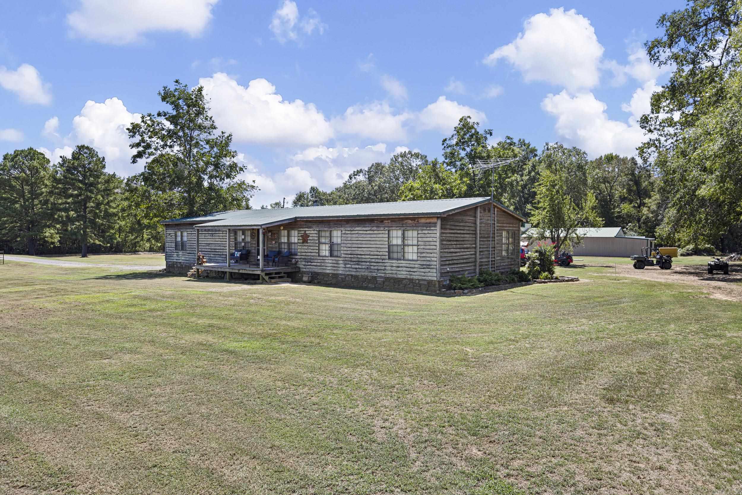 8 Givens Lane Morrilton, AR 72110