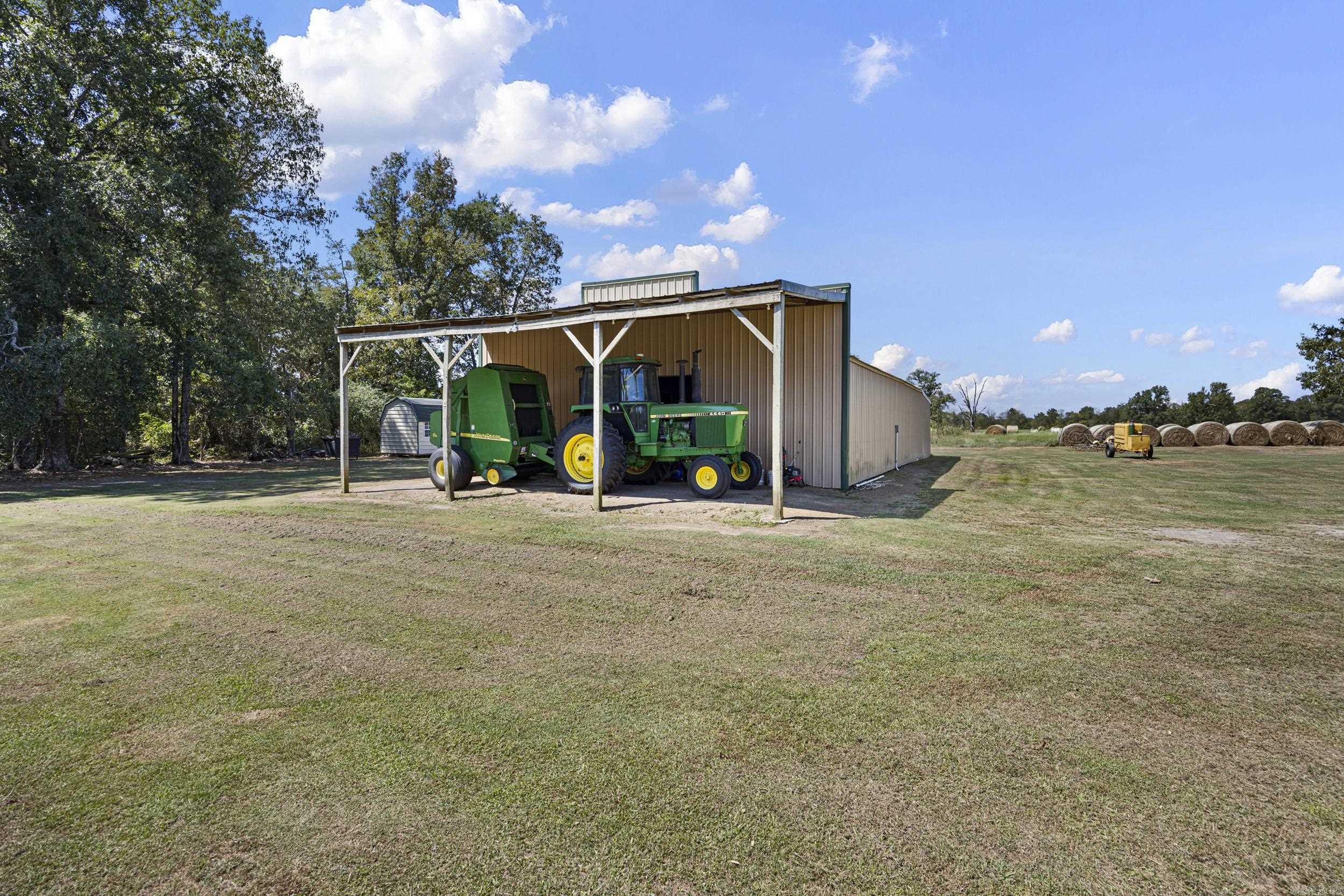 8 Givens Lane Morrilton, AR 72110