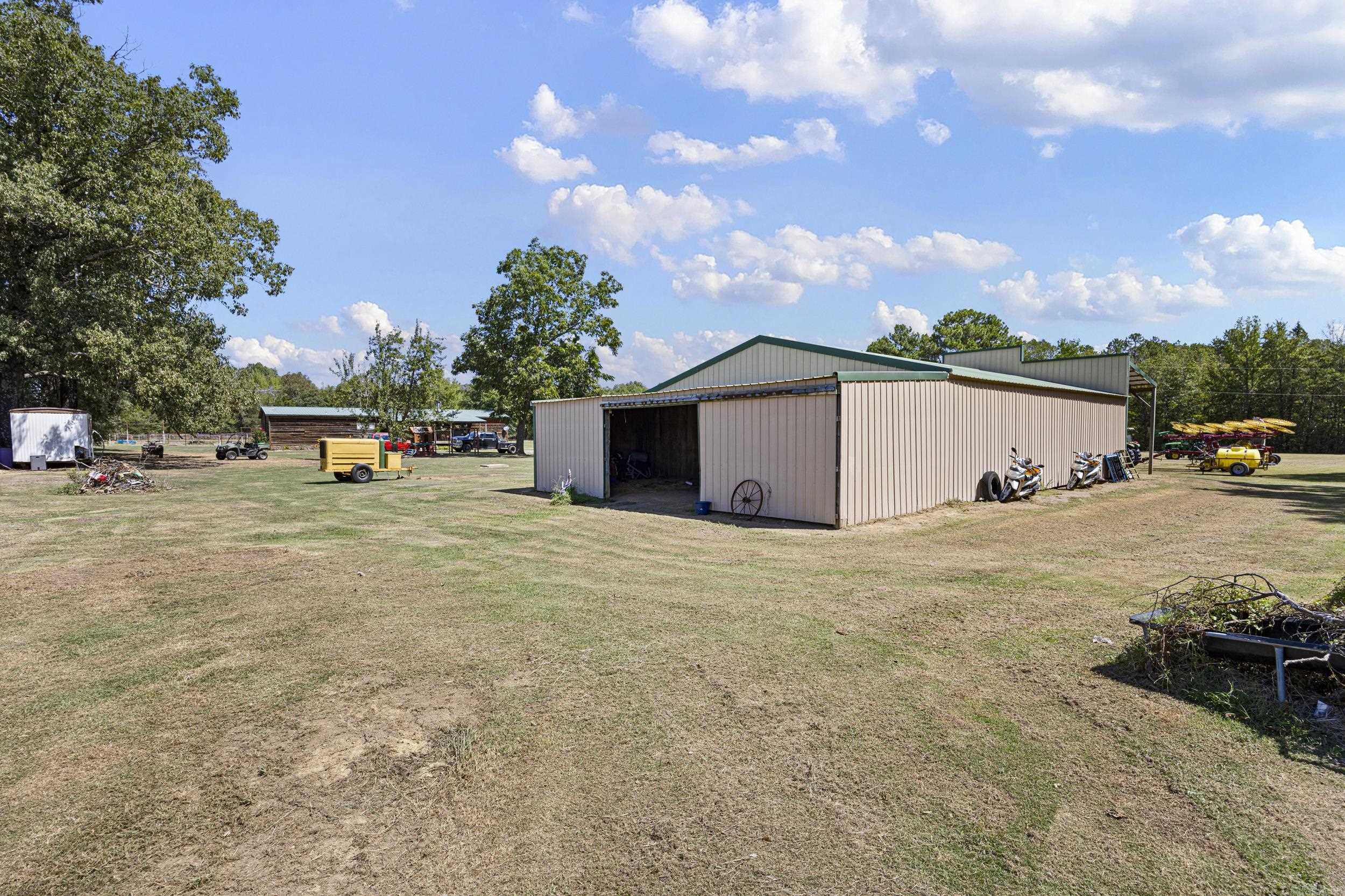8 Givens Lane Morrilton, AR 72110