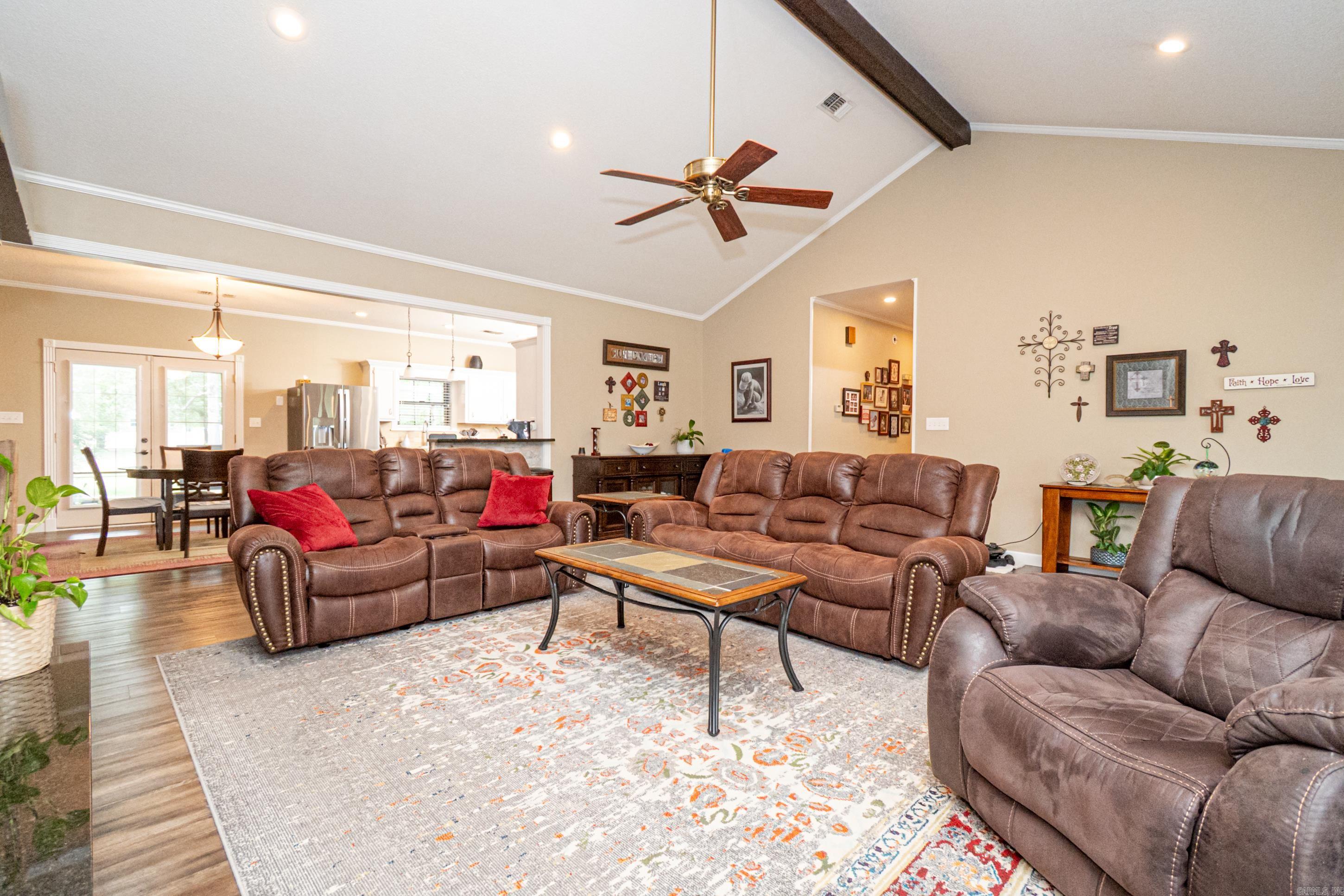 128 Christy Ln El Dorado, AR 71730
