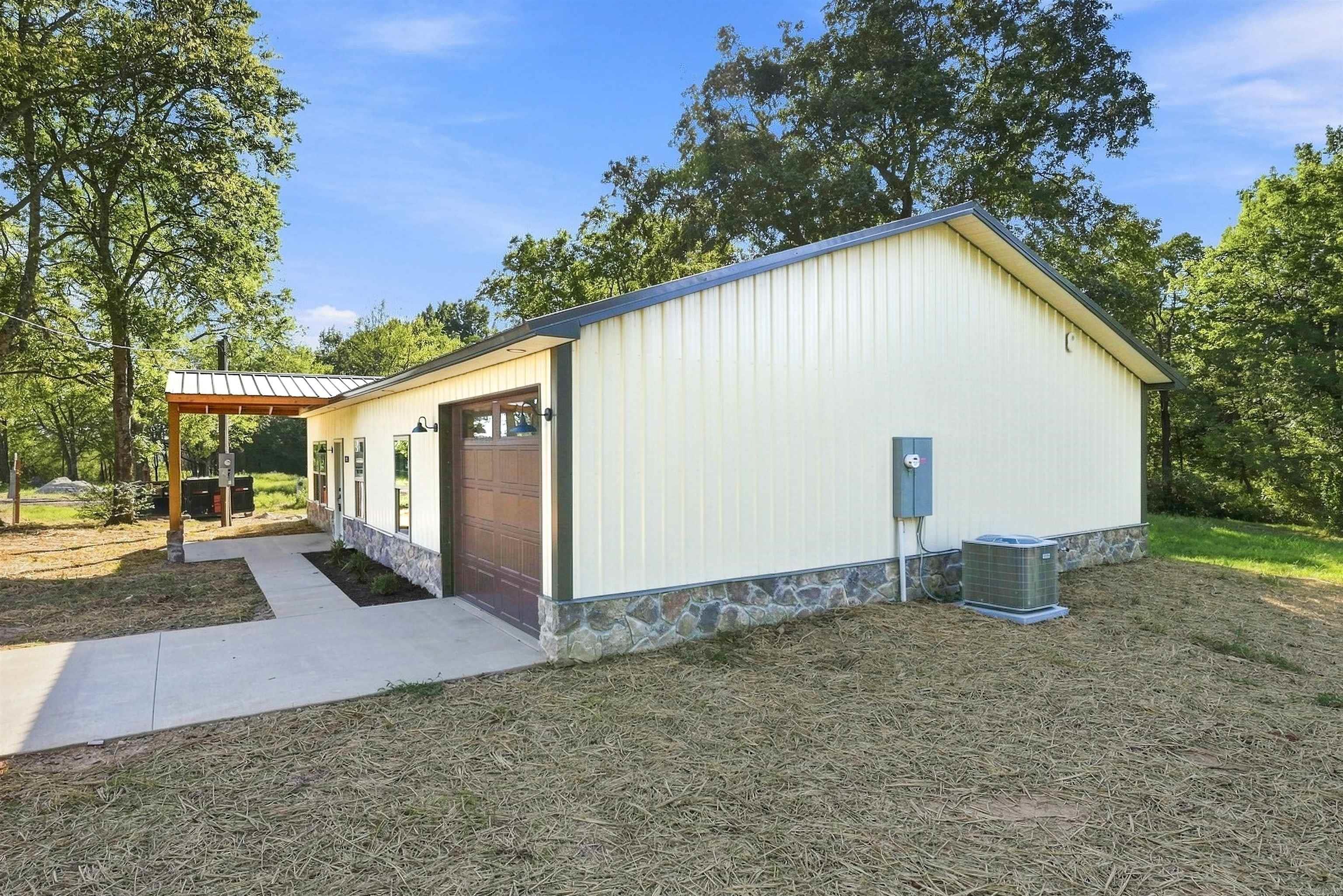 1339 AR 36  Mt. Vernon, AR