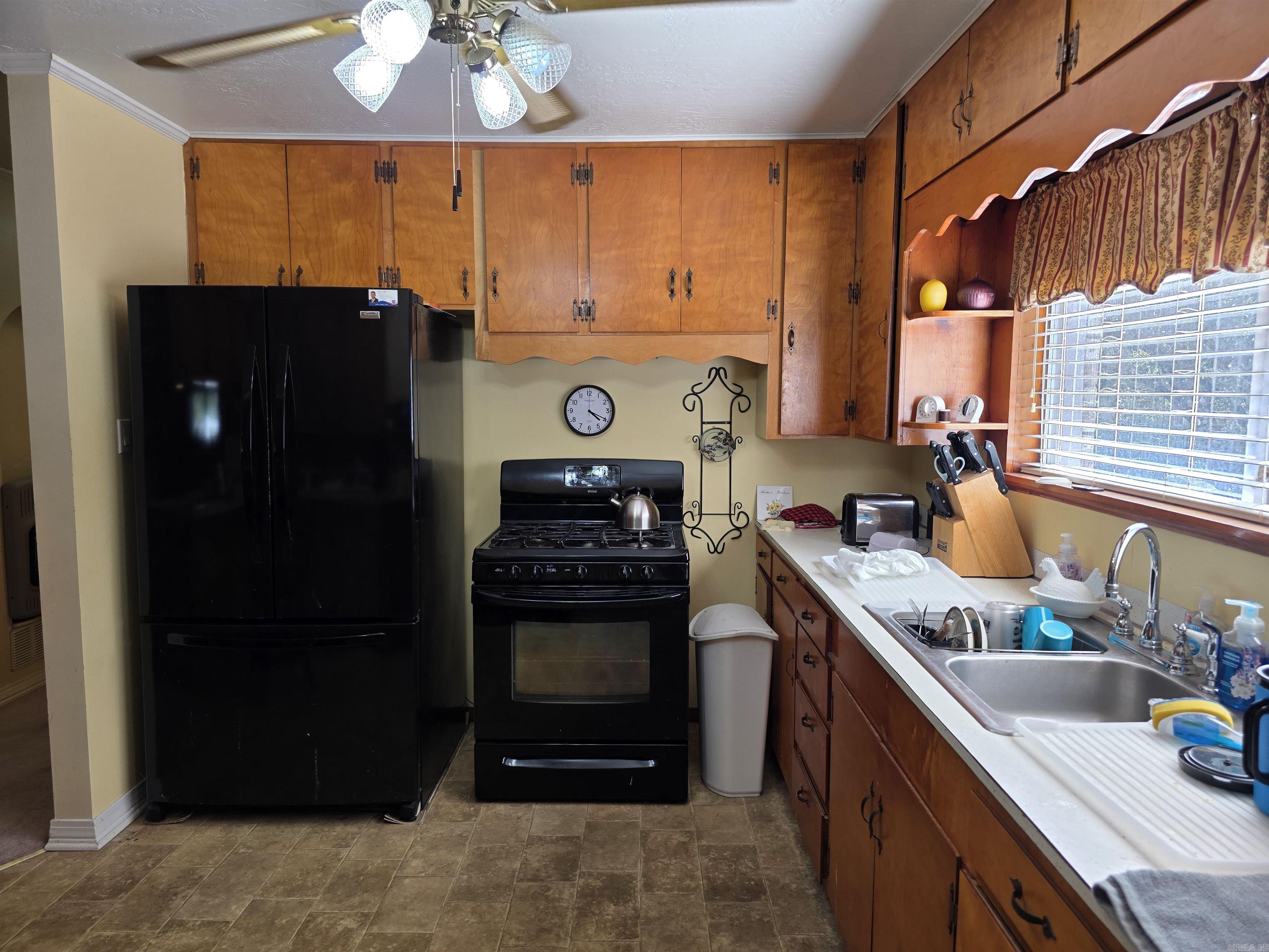 238 Polk Road 35  Hatfield, AR