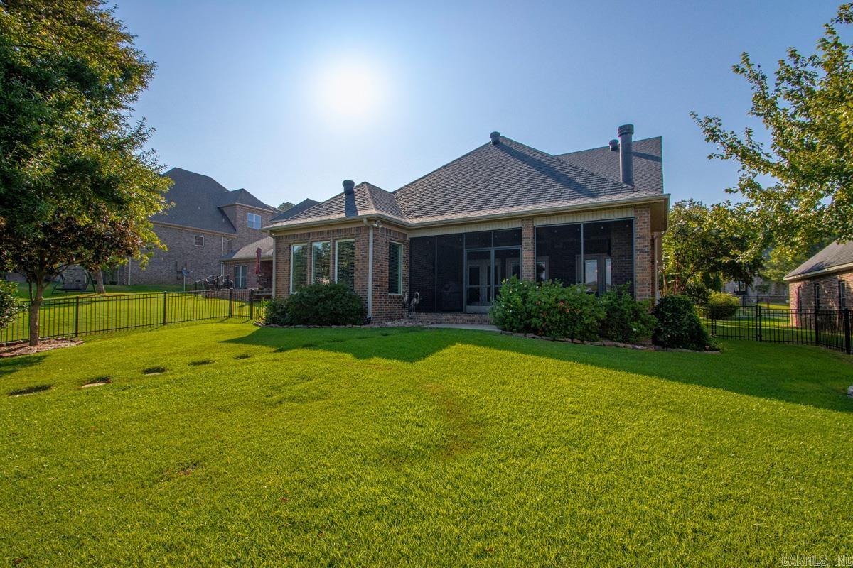 7017 Worth Avenue Benton, AR 72019