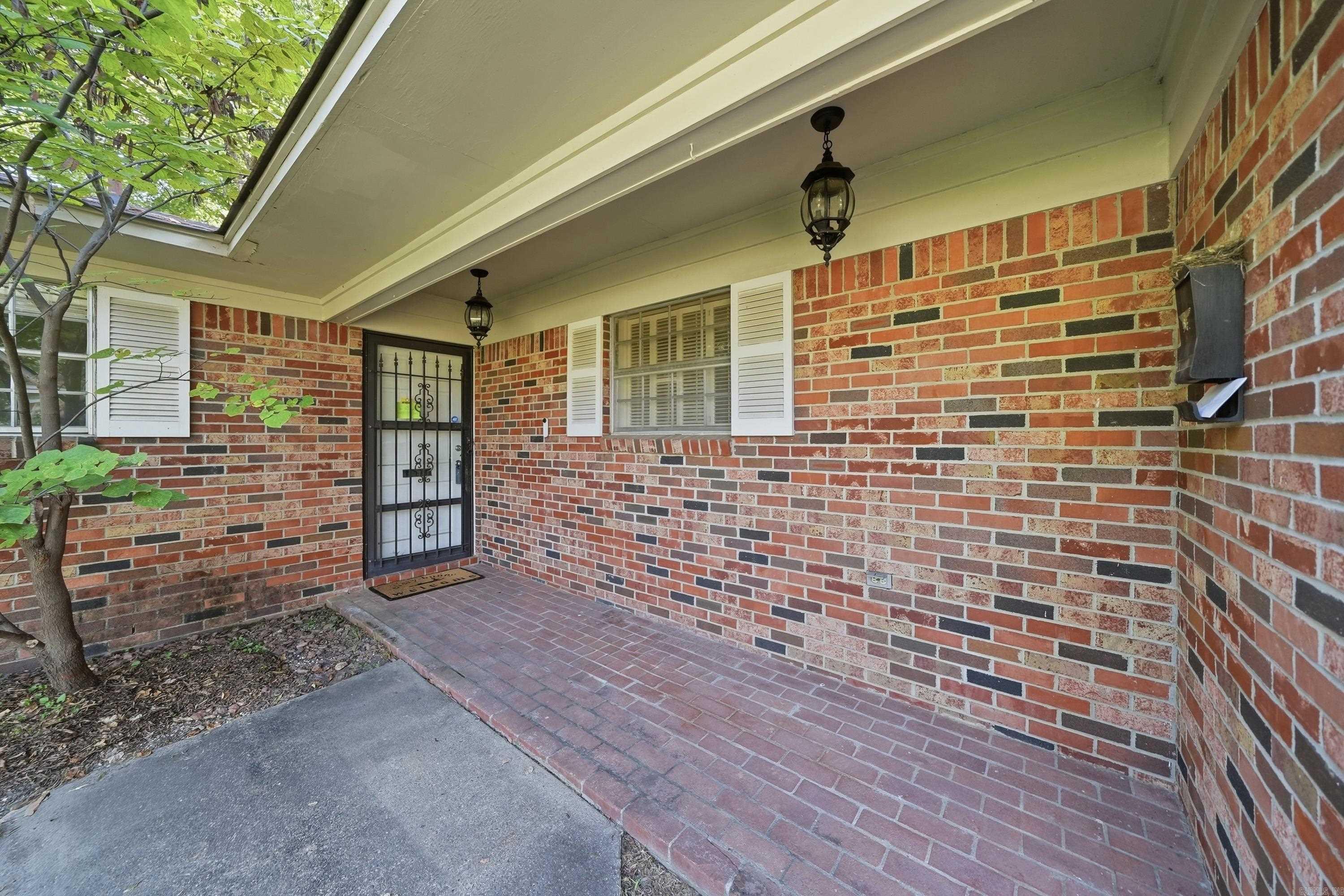 7 Meadowbrook — photo 3