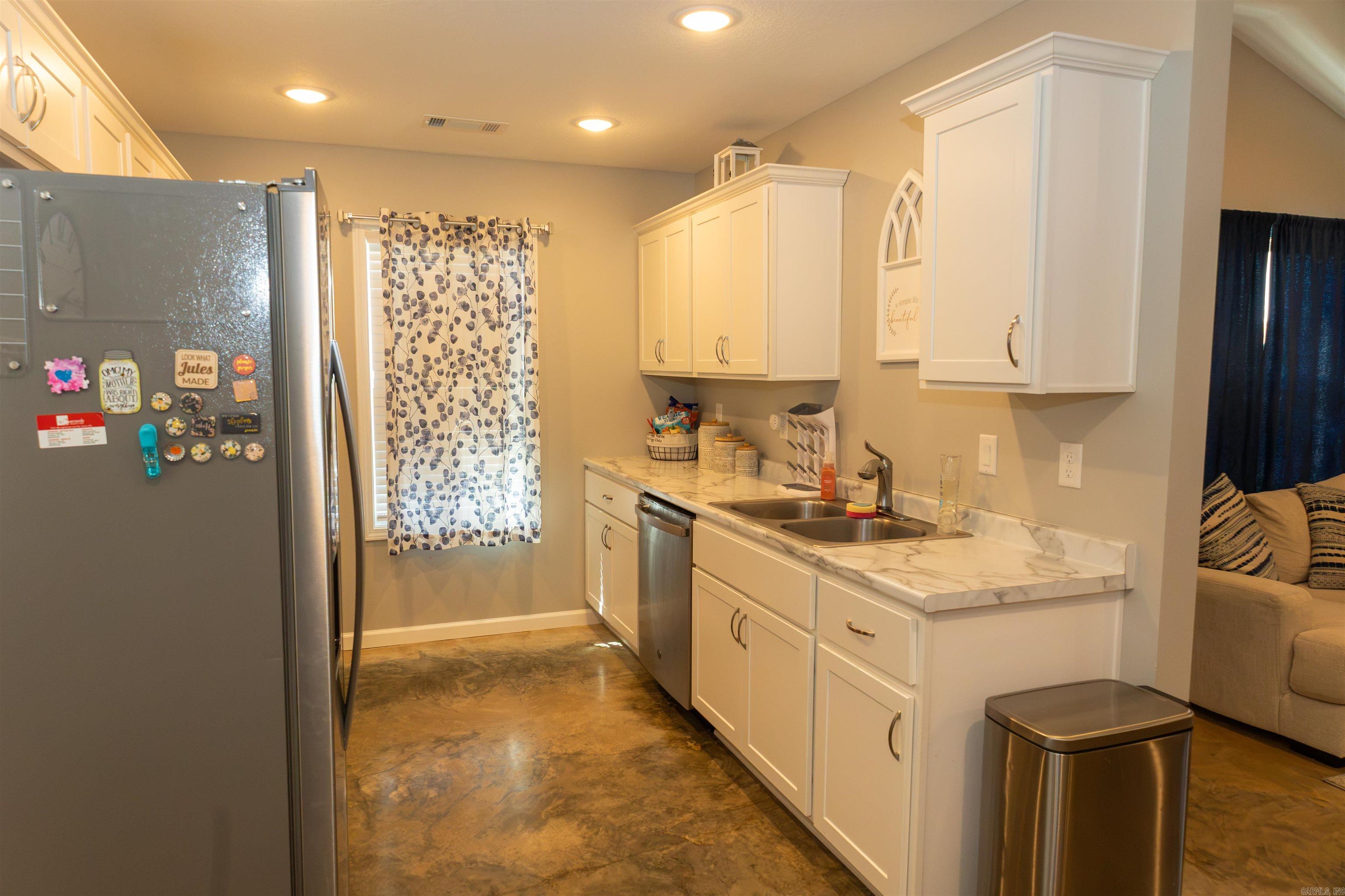 108 Drake  Lake City, AR