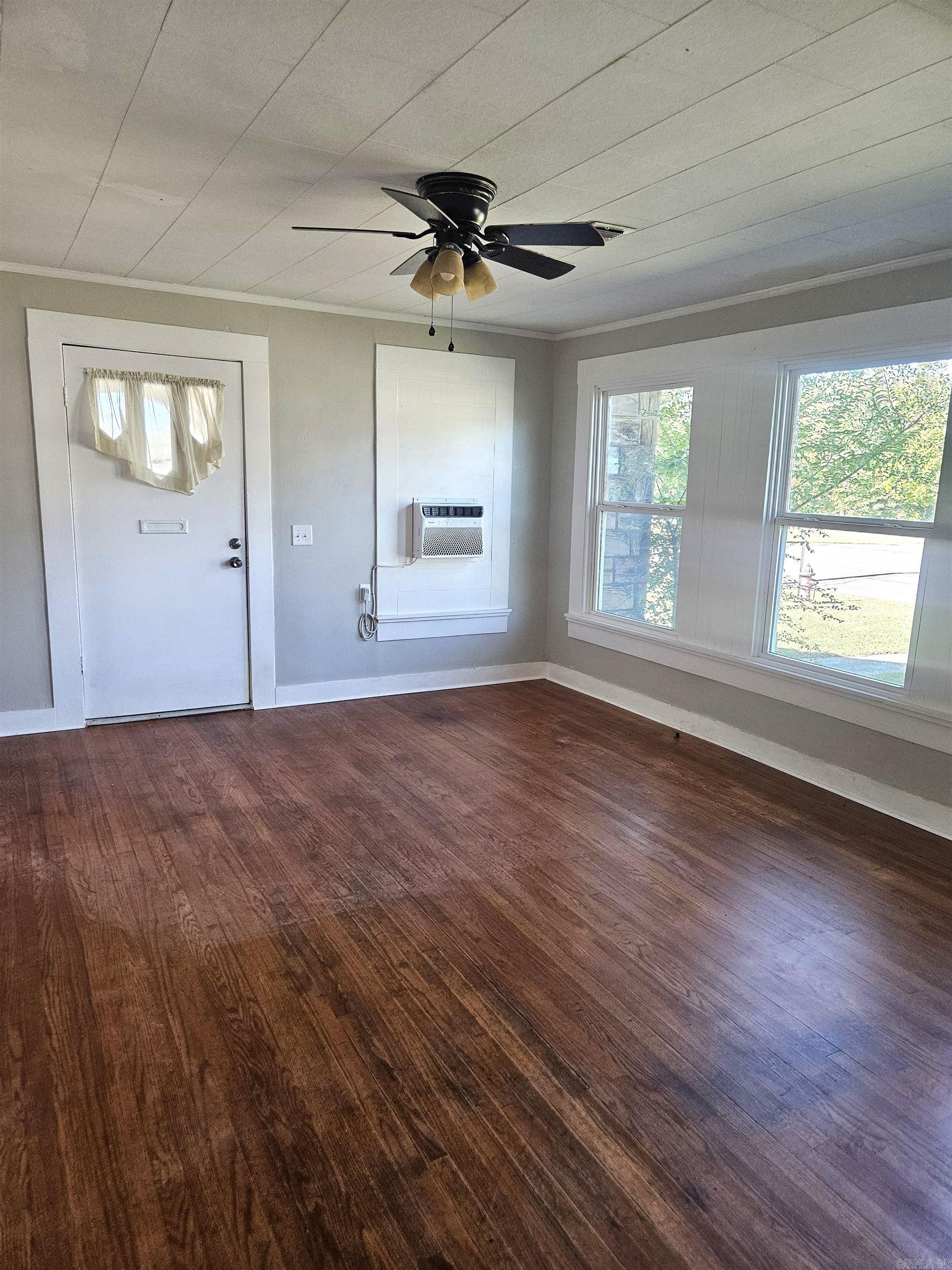 527 E 2nd South  Prescott, AR