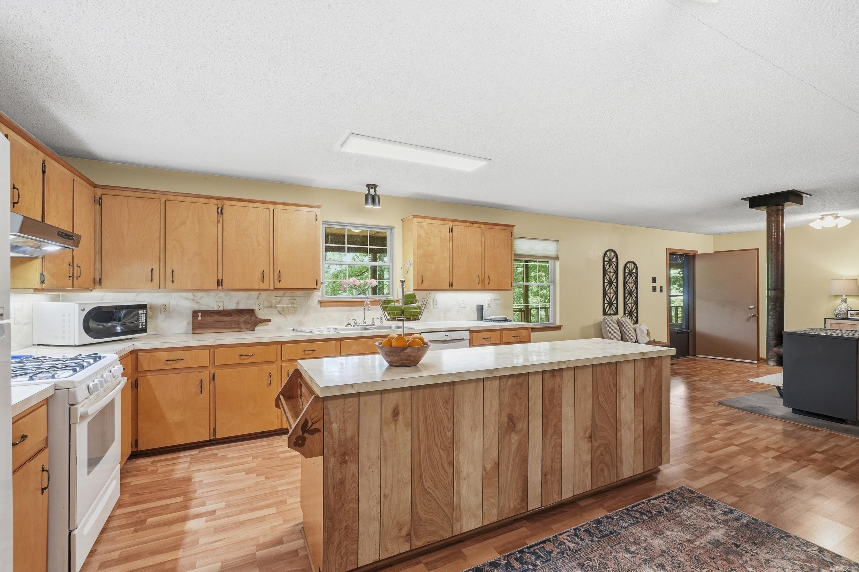4401 Peeler Bend Road  Benton, AR
