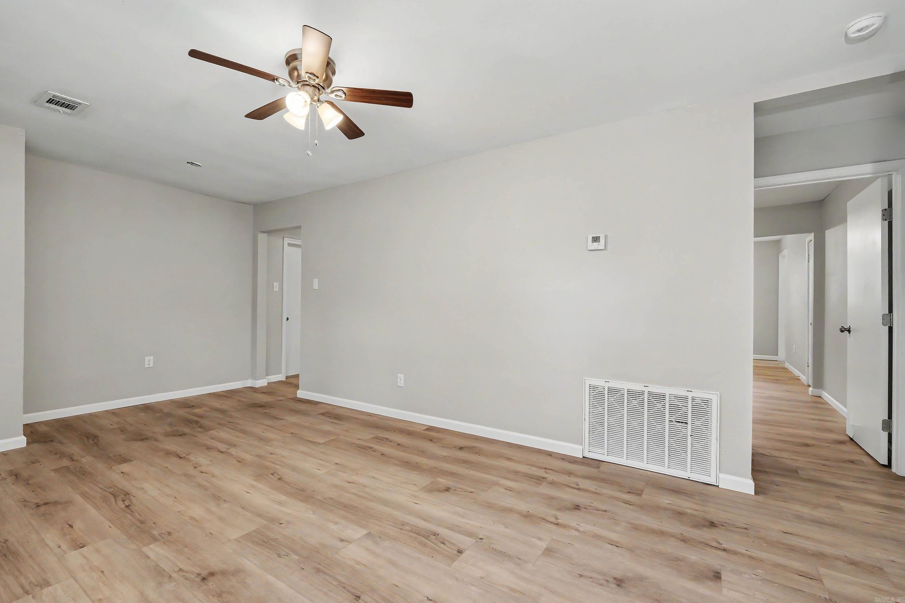 8 Durham Drive — photo 5