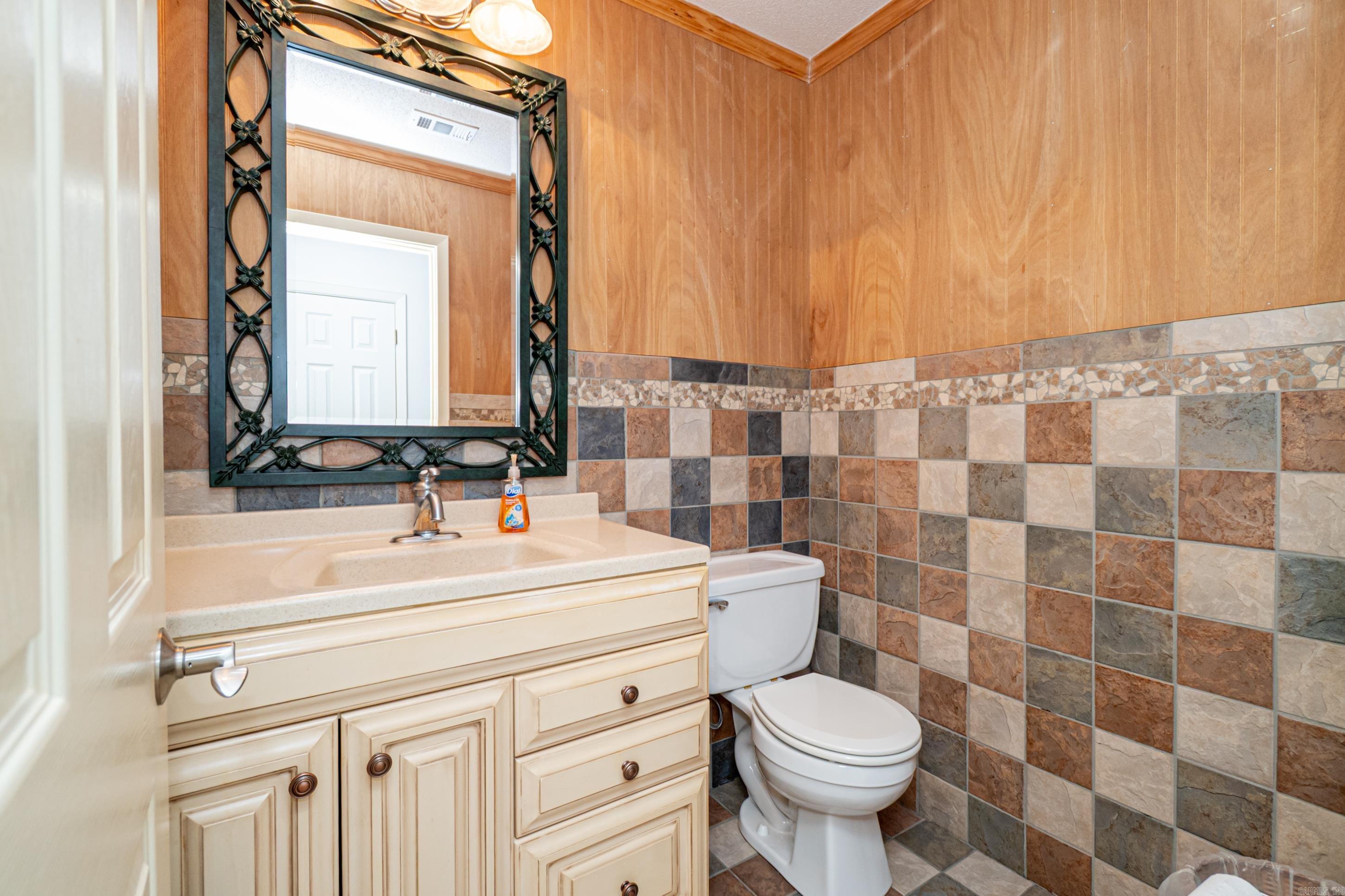 2312 W Elm St  El Dorado, AR