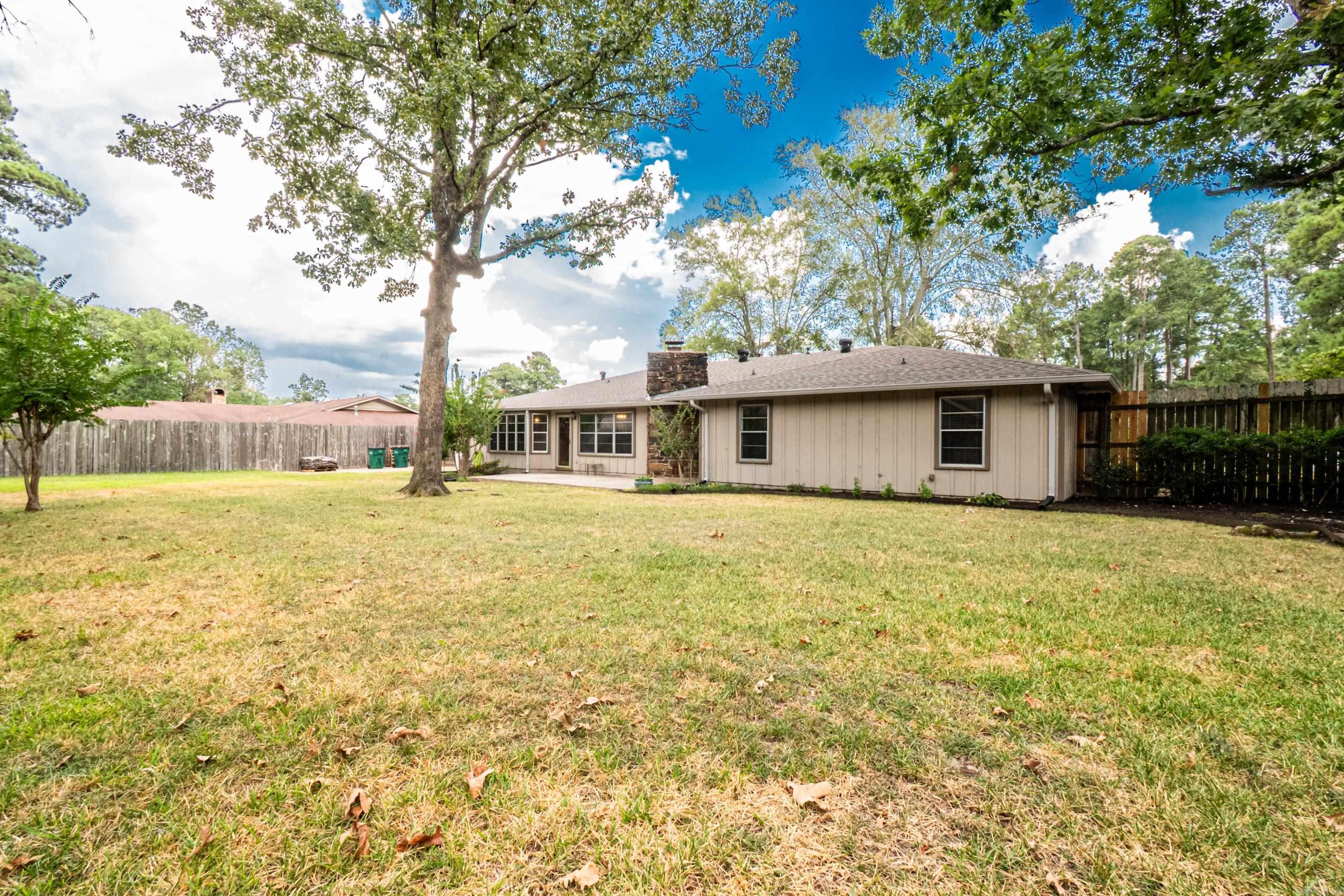 2312 W Elm St  El Dorado, AR