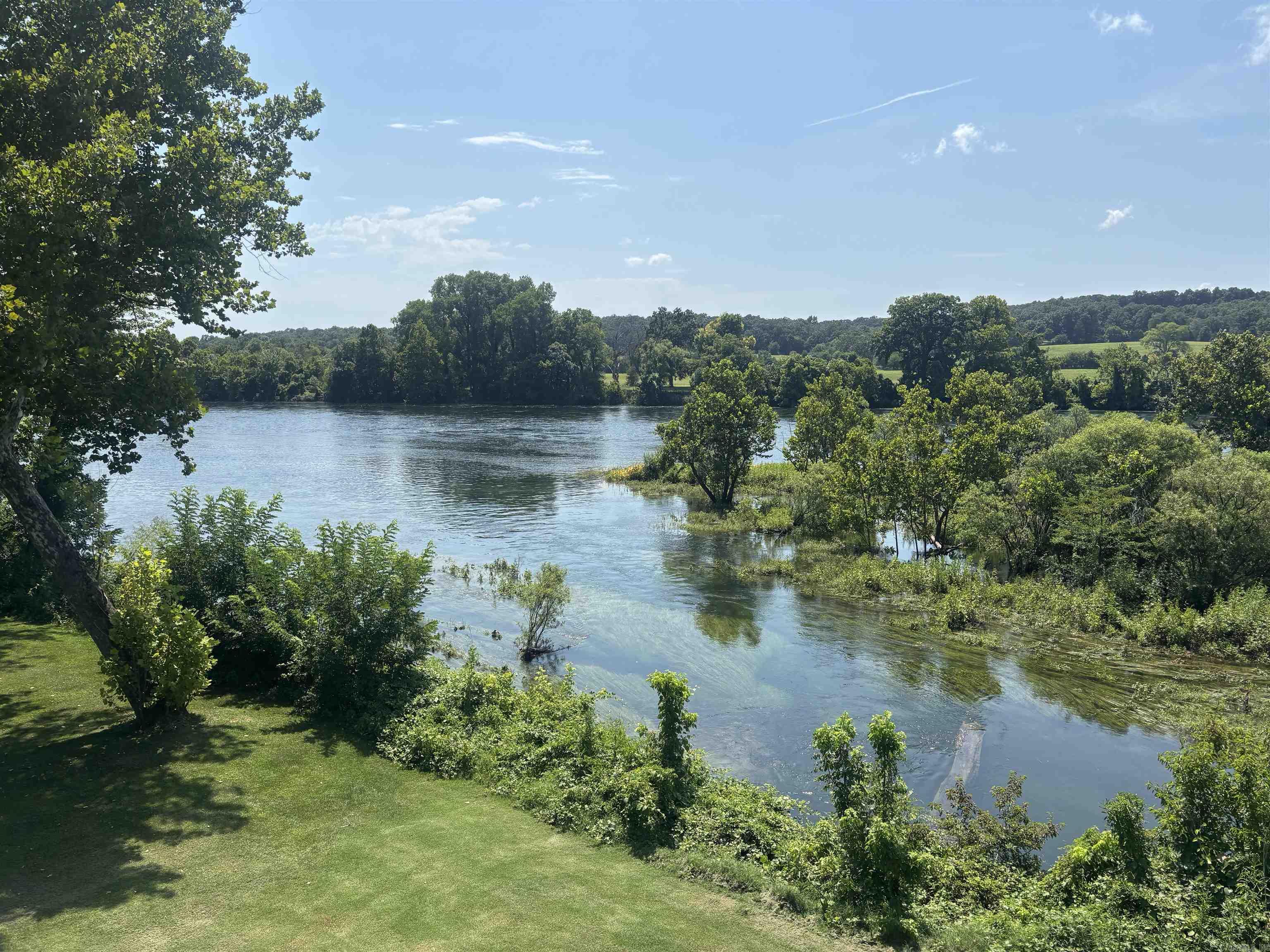 61 Sowbug Circle Cotter, AR 72626