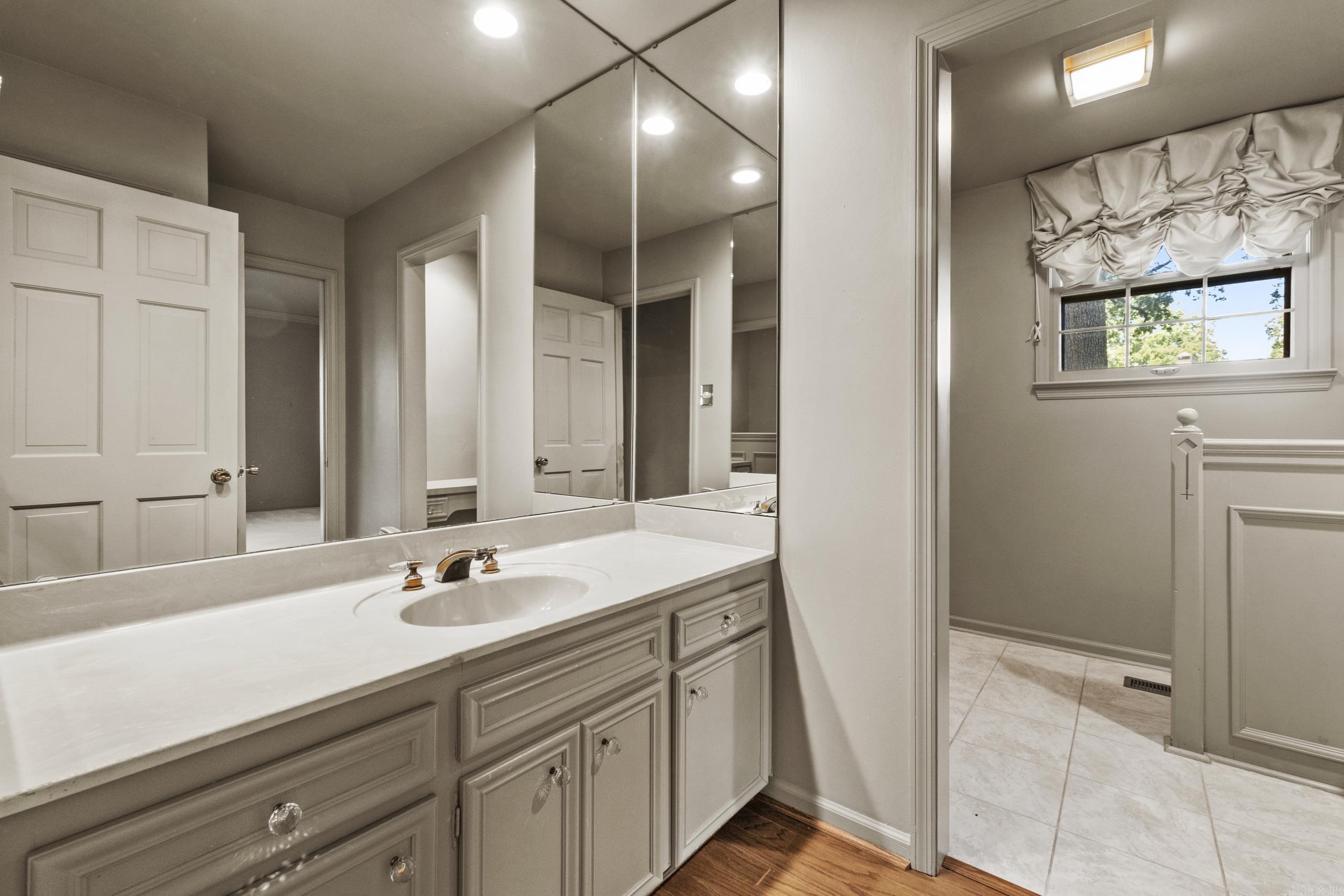 2905 Justin Matthews Dr North Little Rock, AR 72116
