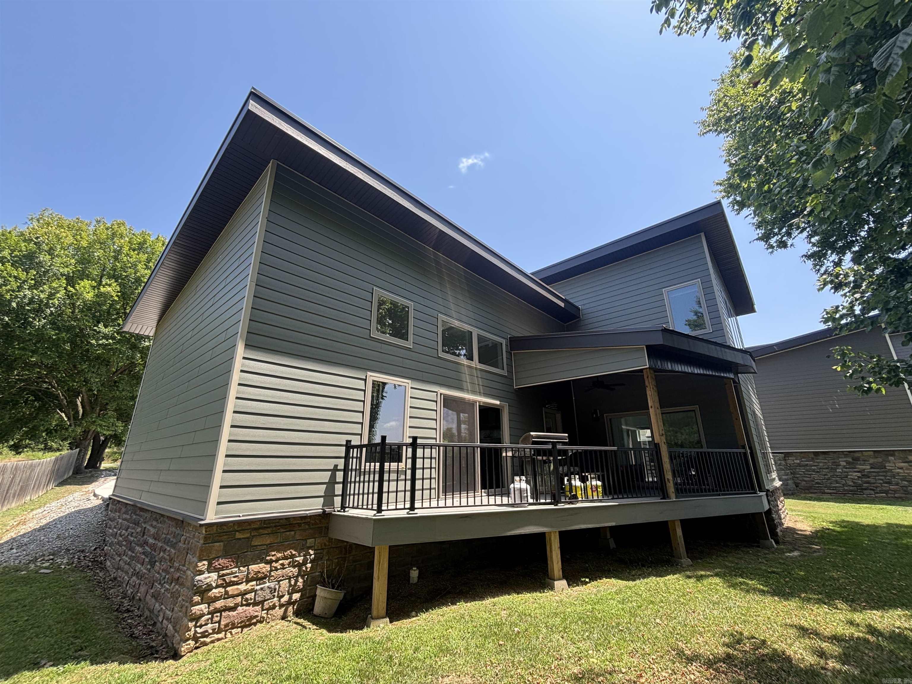 30 Sculpin Lane Cotter, AR 72626