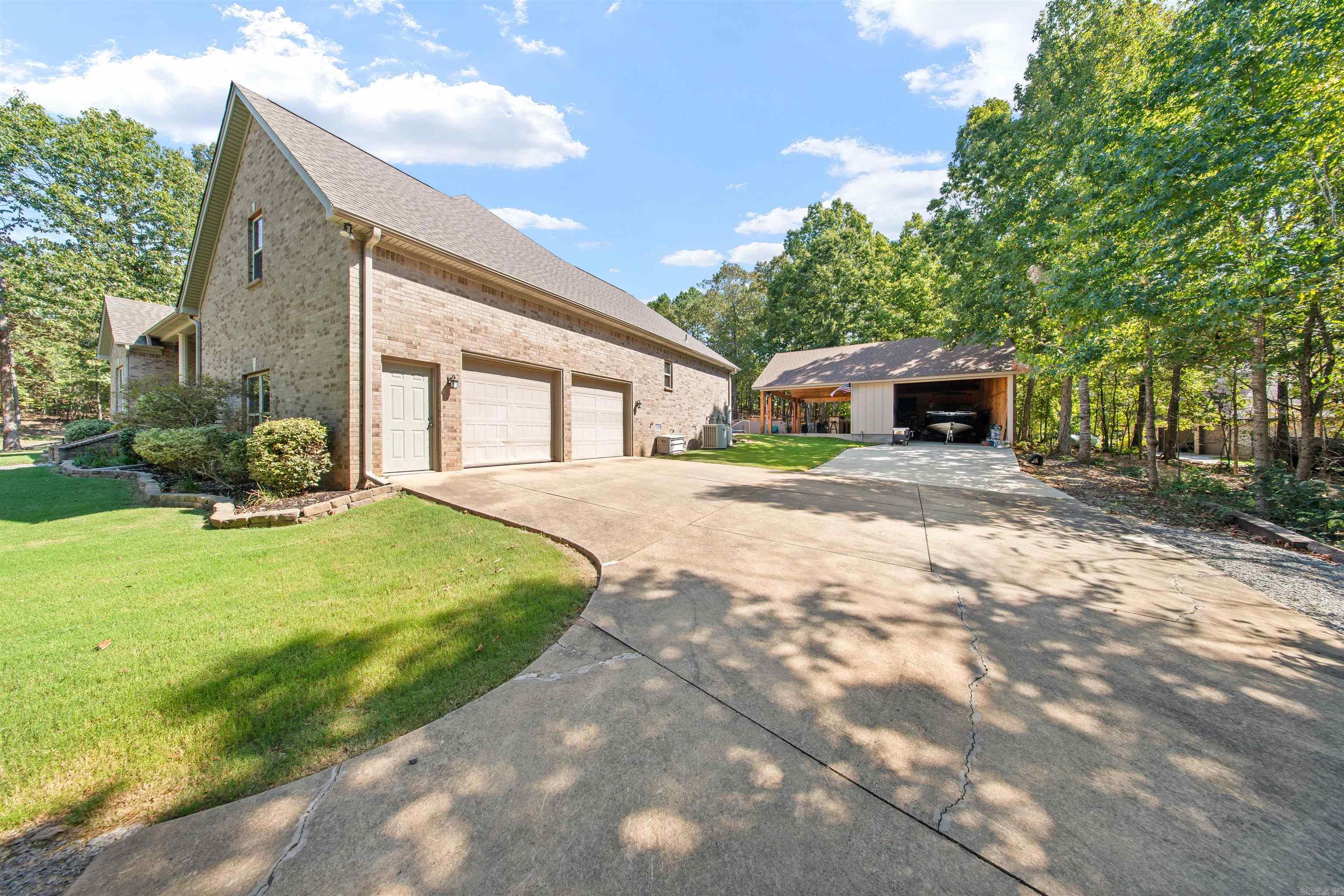 234 E Ridgewood Drive — photo 3