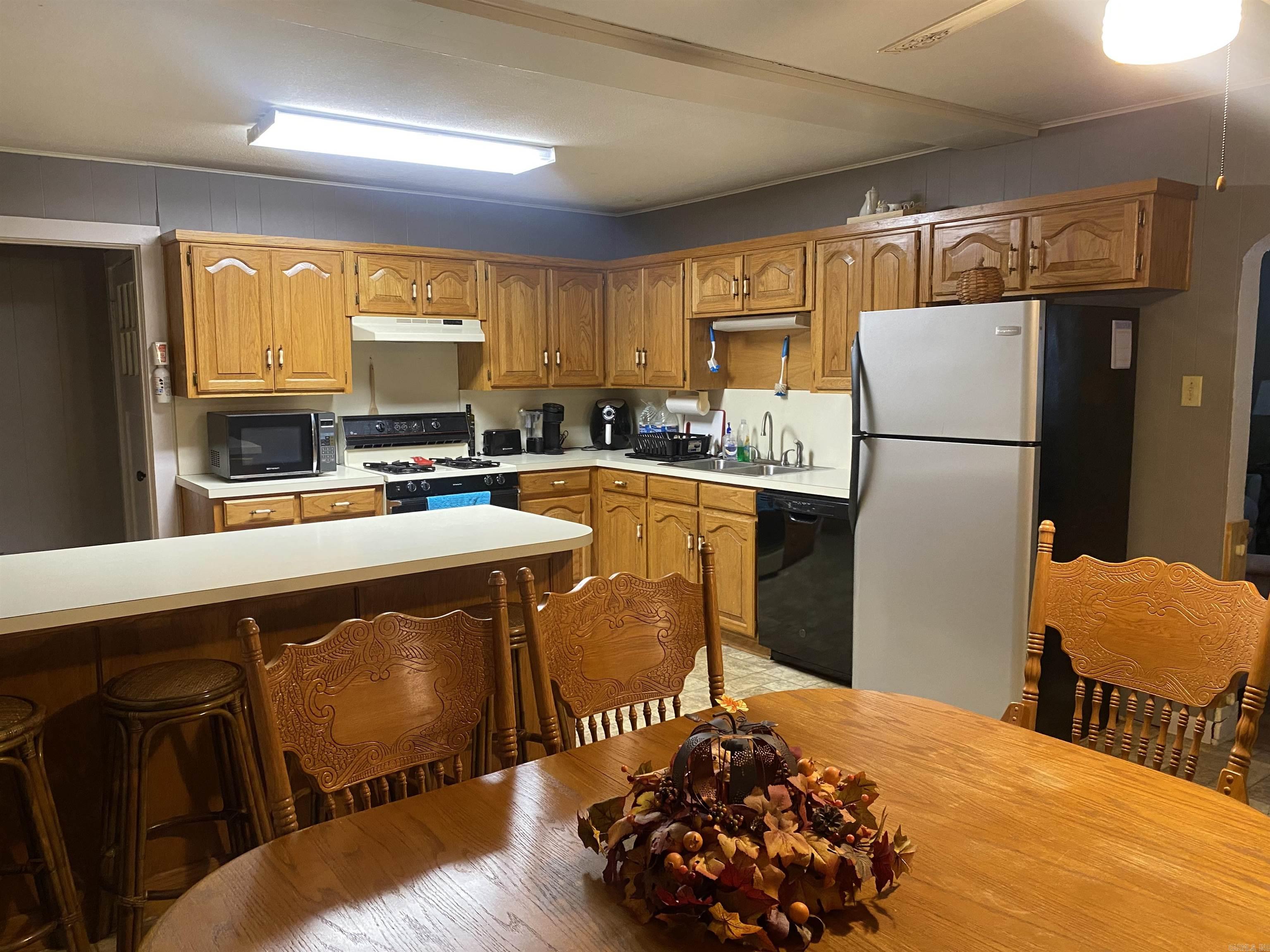 320 S George  Mount Ida, AR